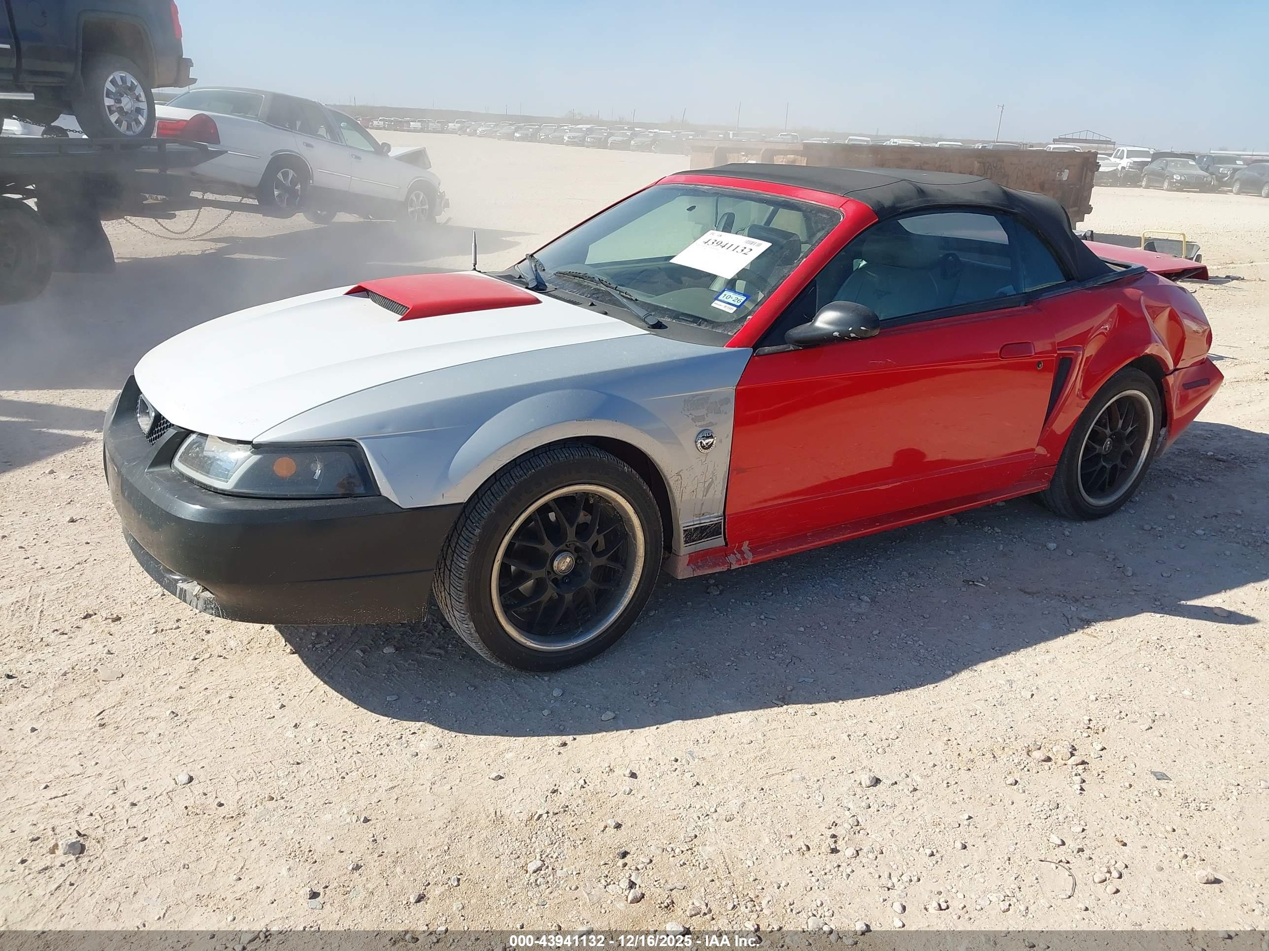 FORD MUSTANG image 2