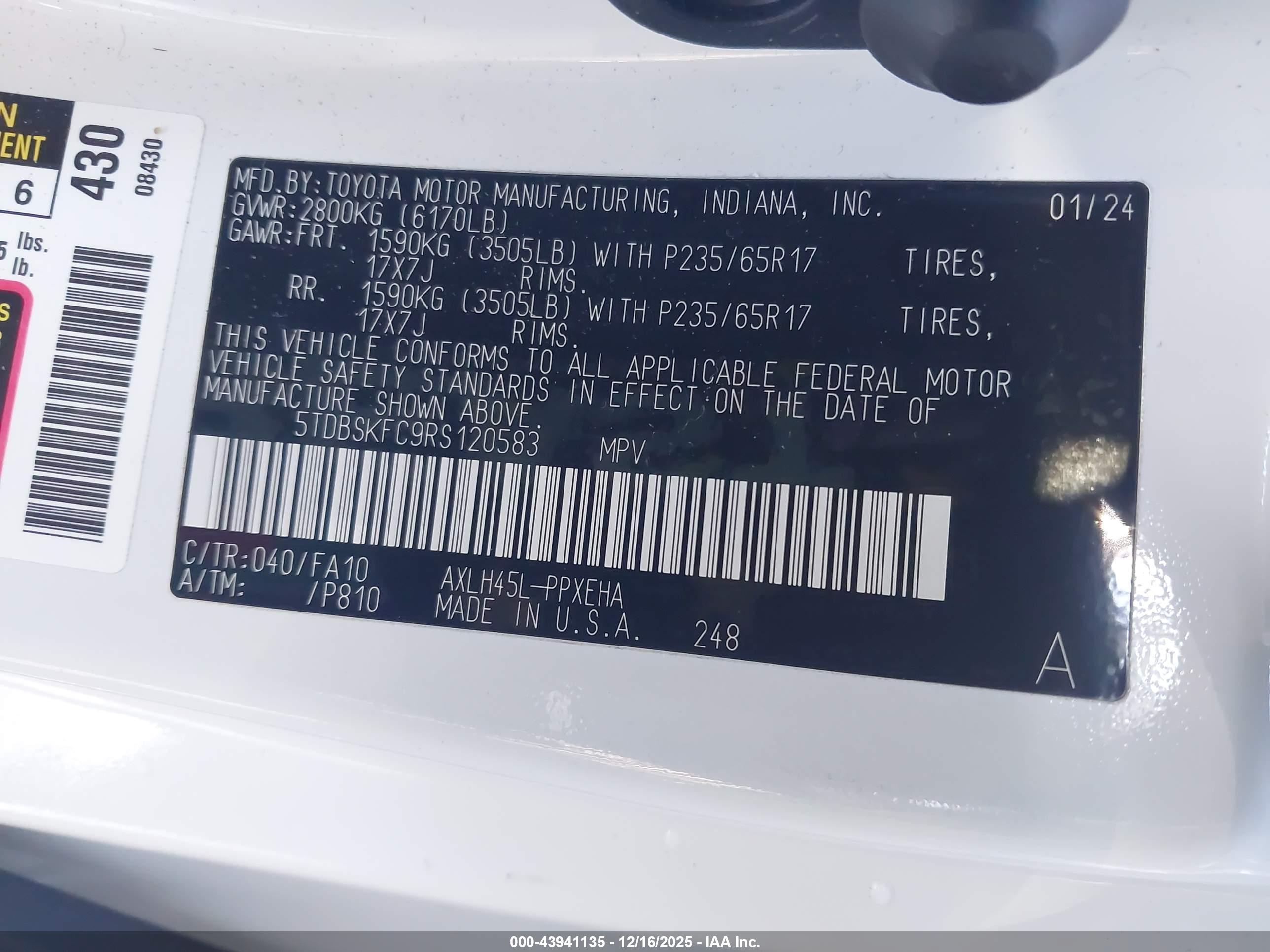 TOYOTA SIENNA image 9
