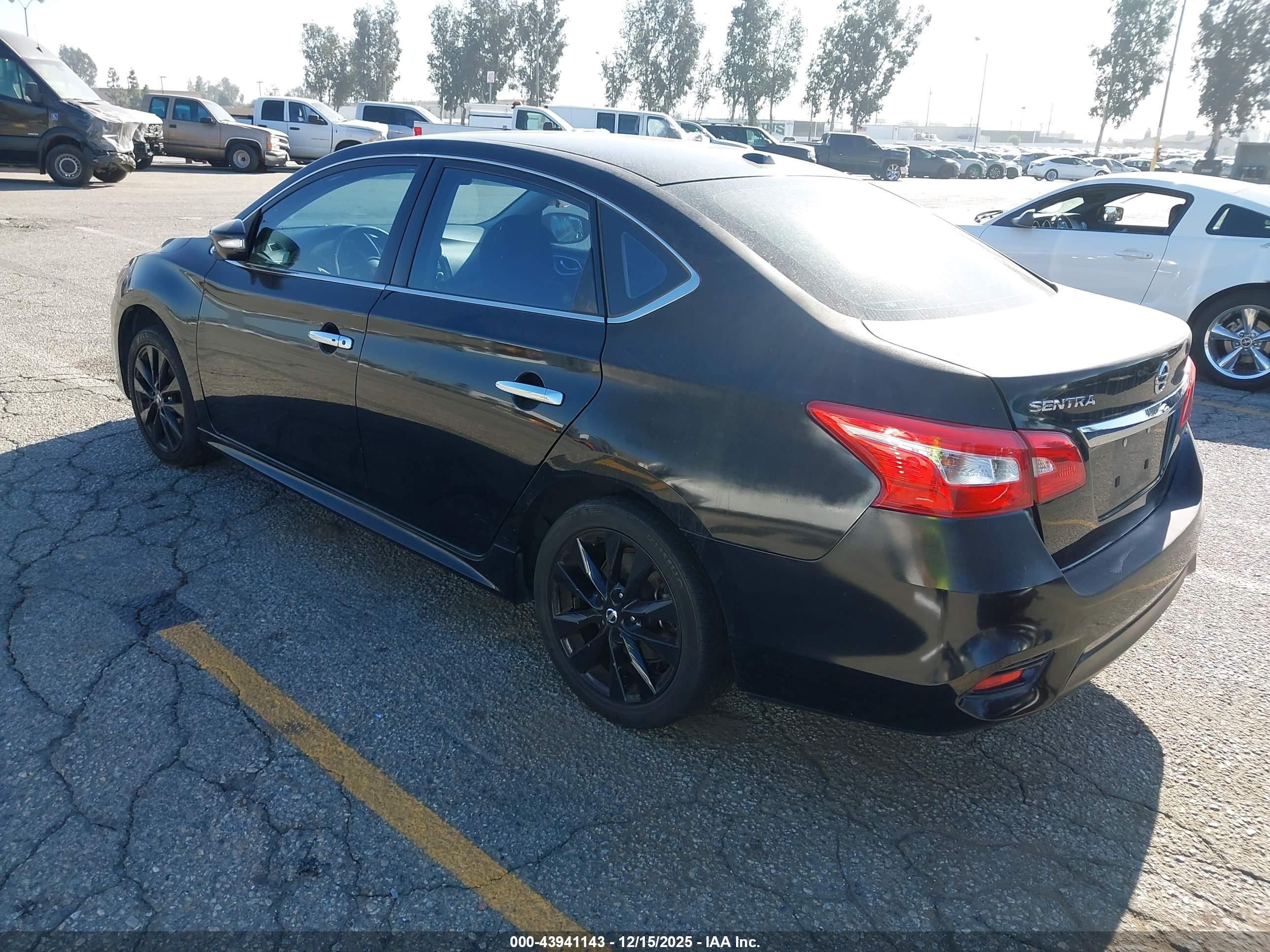 NISSAN SENTRA image 3