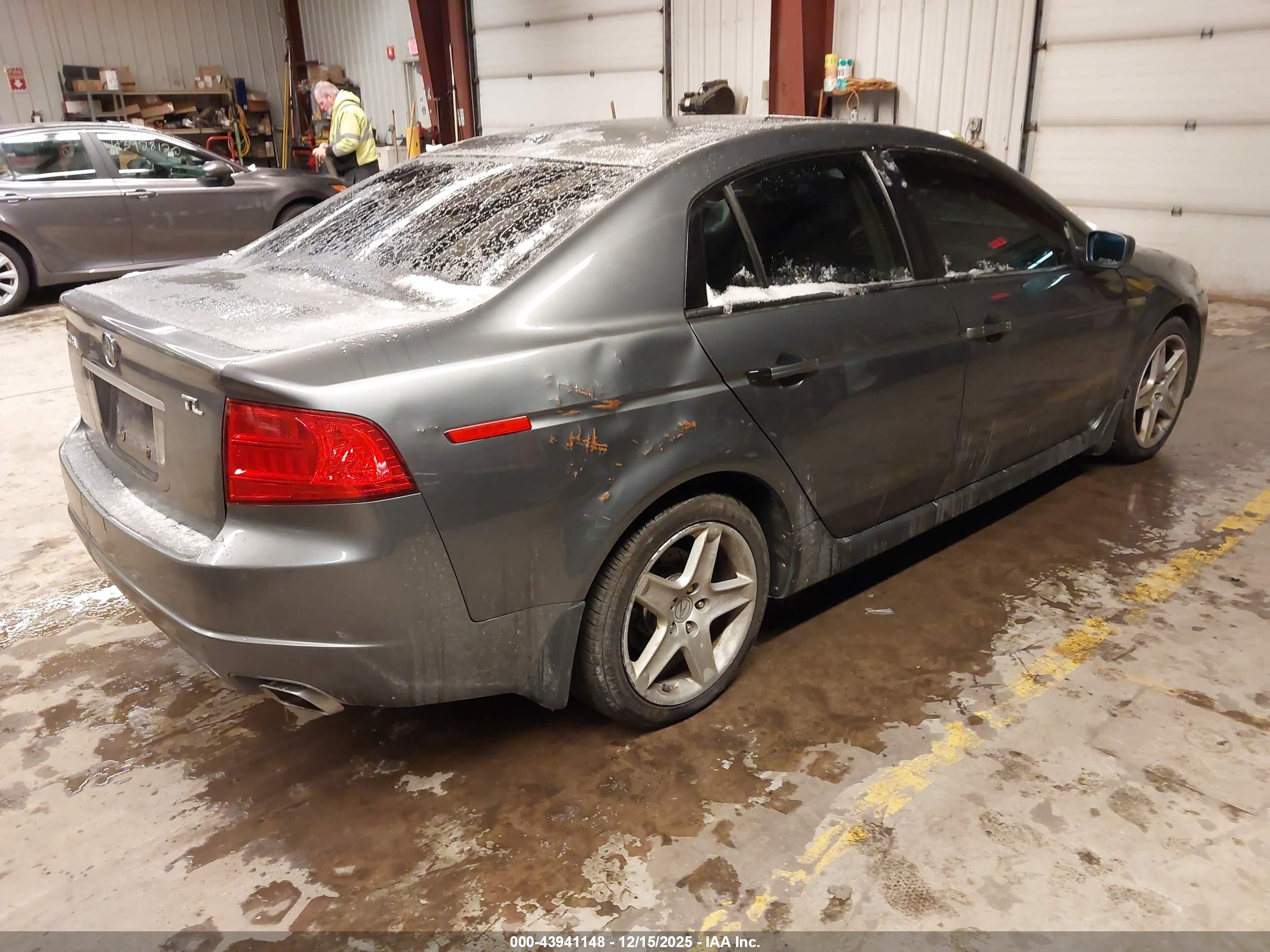 ACURA TL image 4