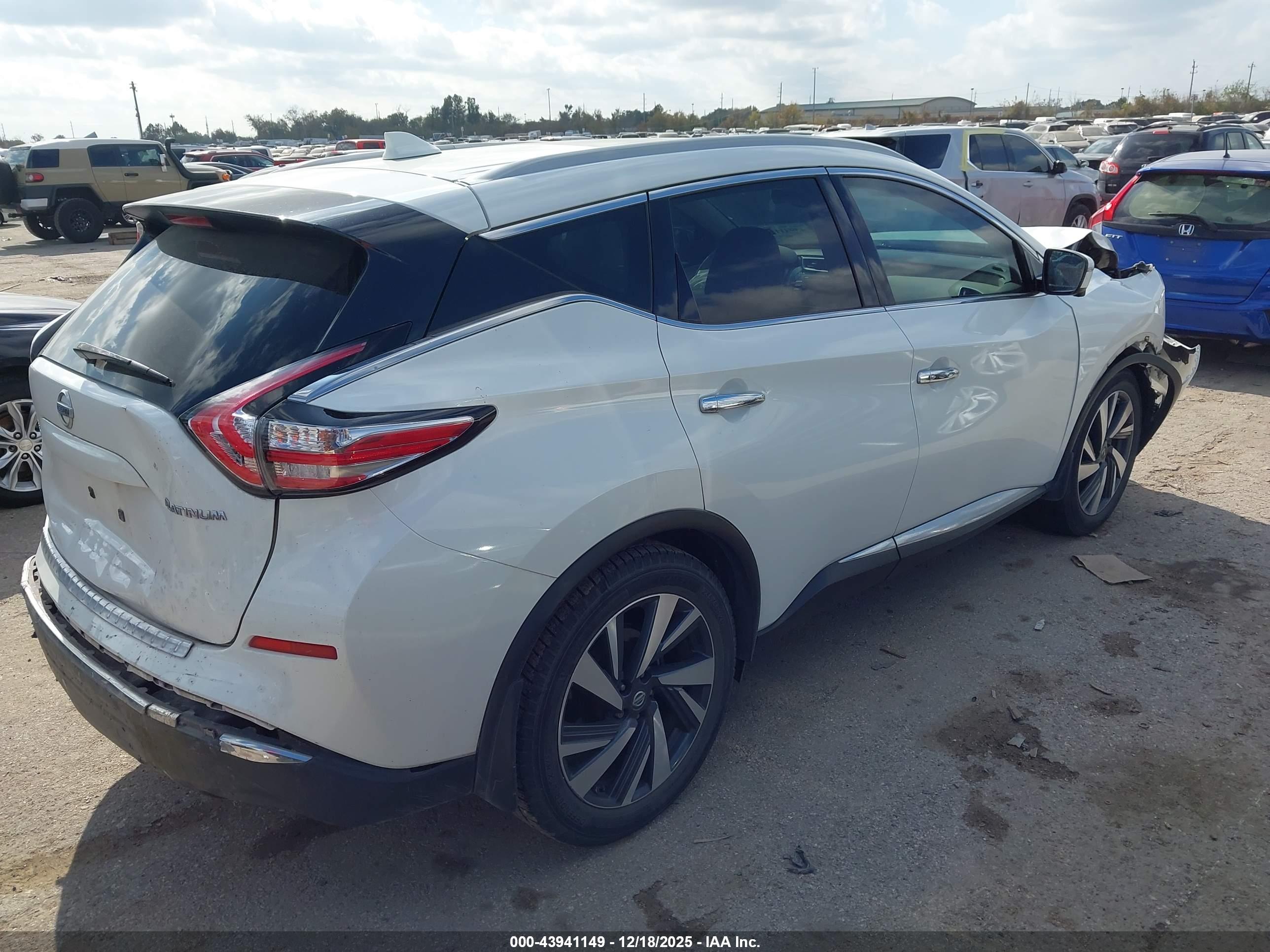 NISSAN MURANO image 4