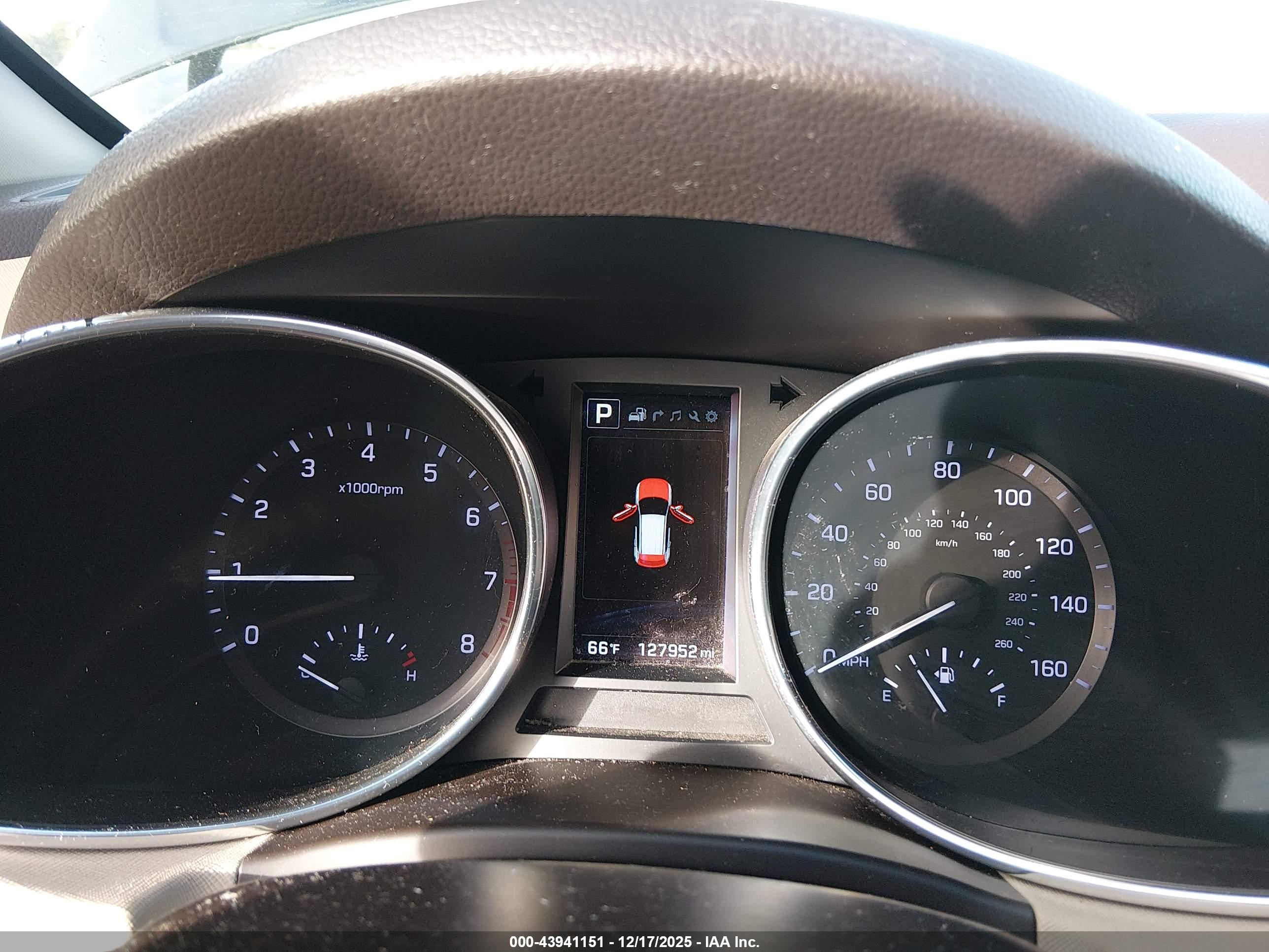 HYUNDAI SANTA image 7
