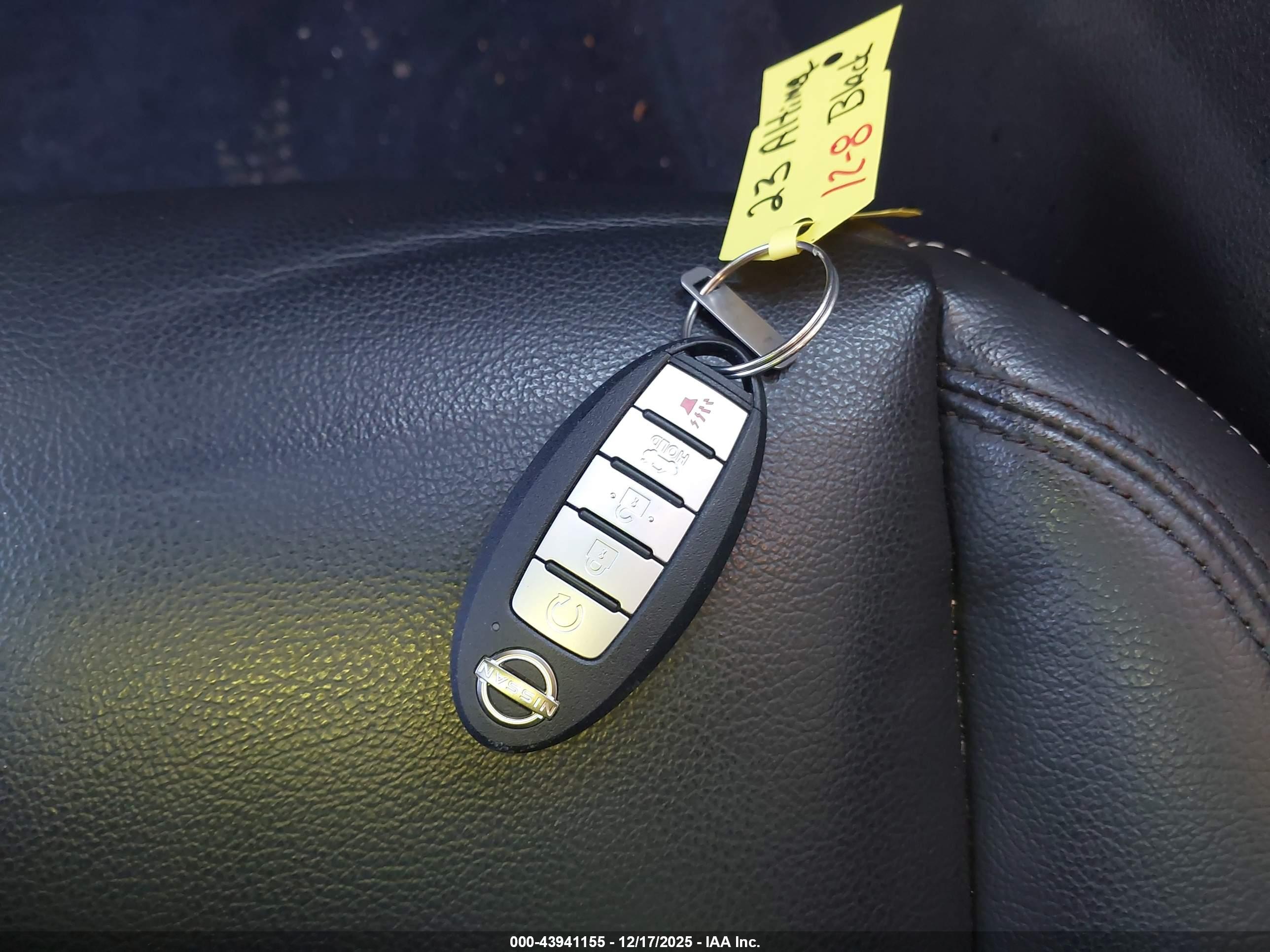 NISSAN ALTIMA image 11