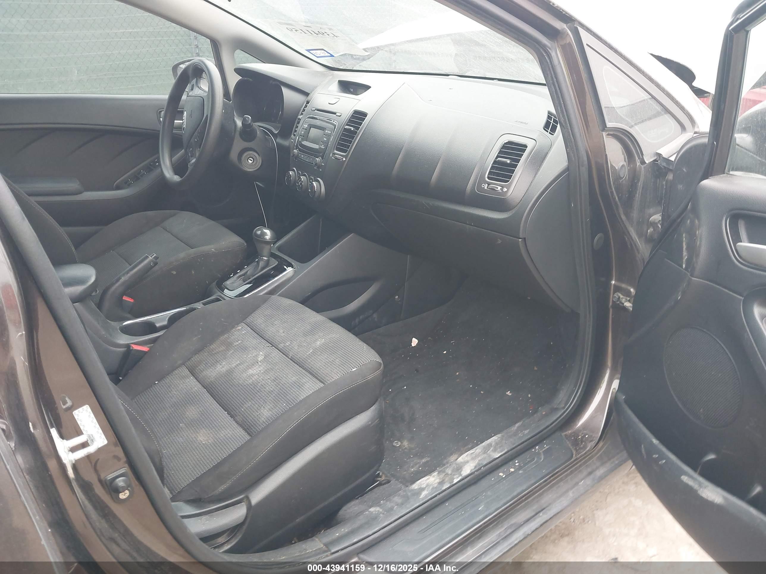 KIA FORTE image 5