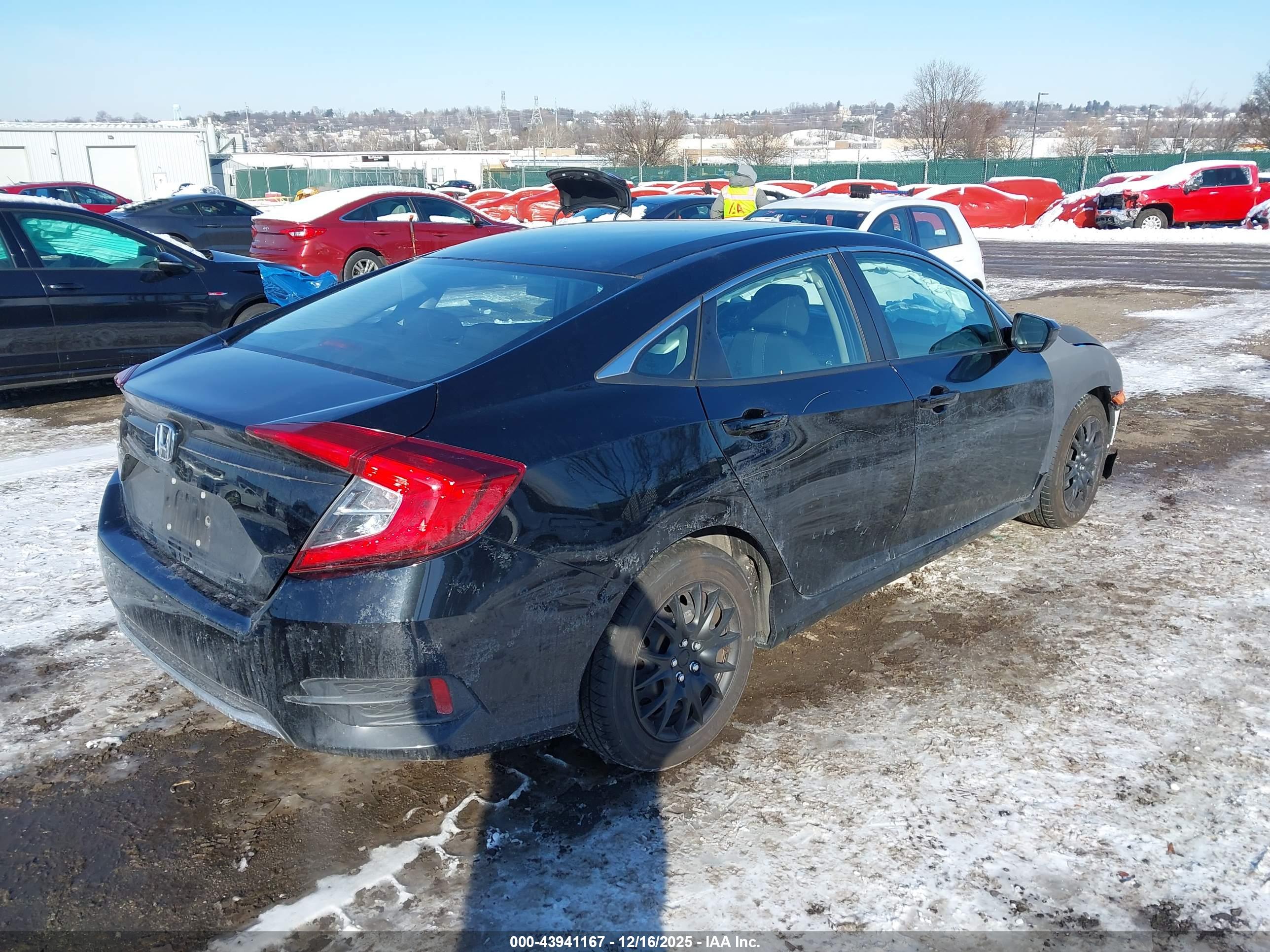 HONDA CIVIC image 4