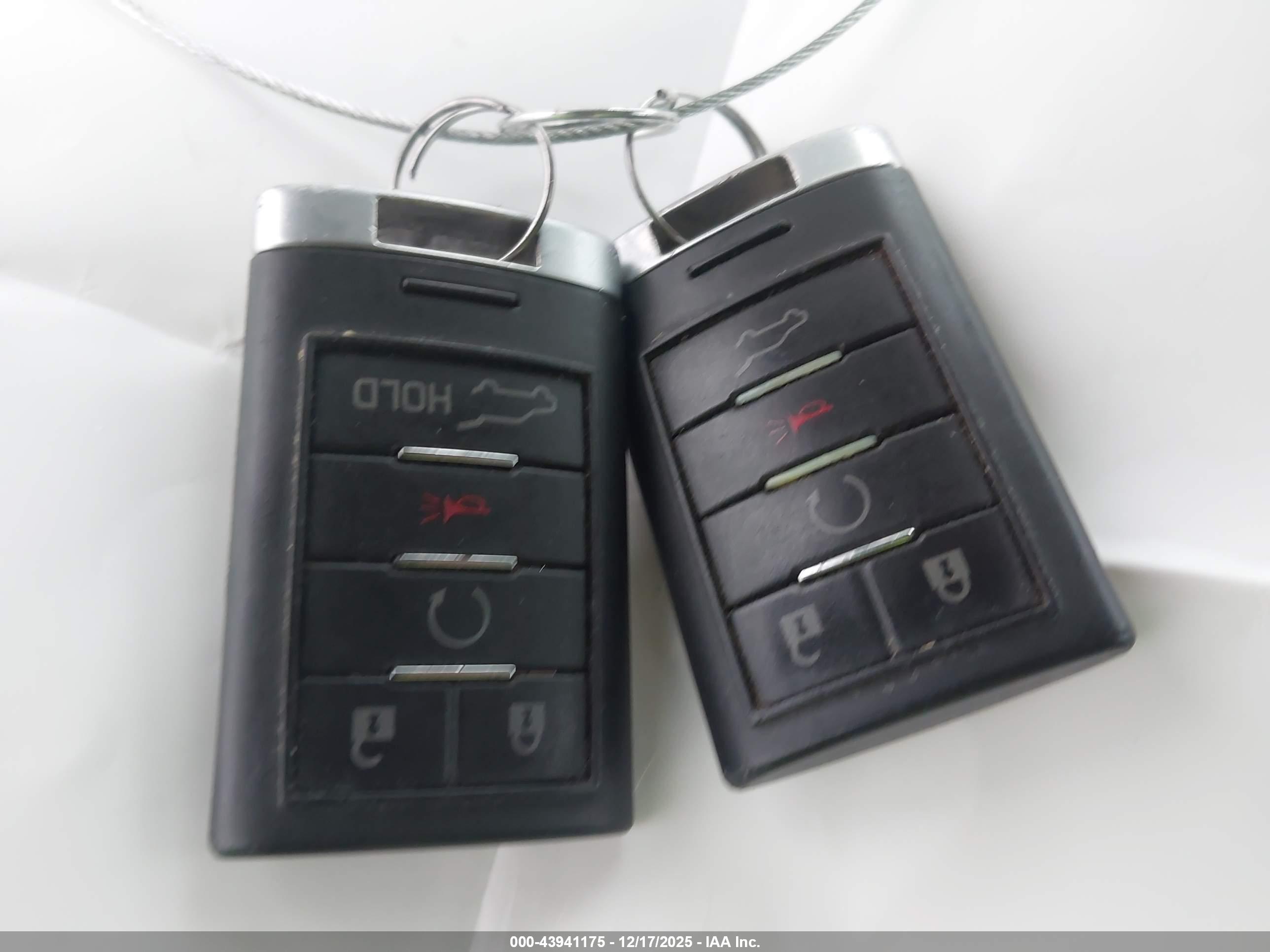 CADILLAC SRX image 11