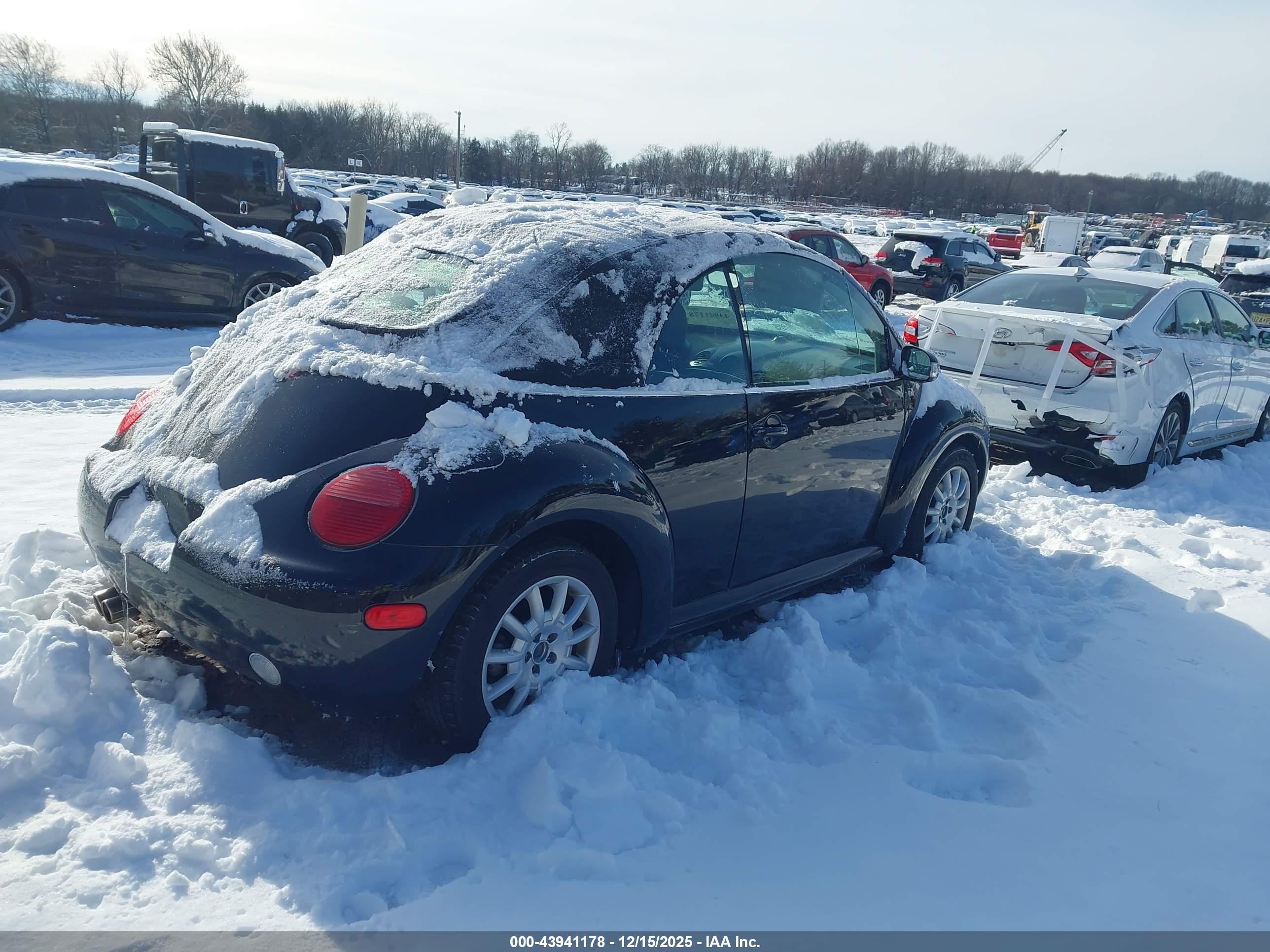 VOLKSWAGEN NEW image 4