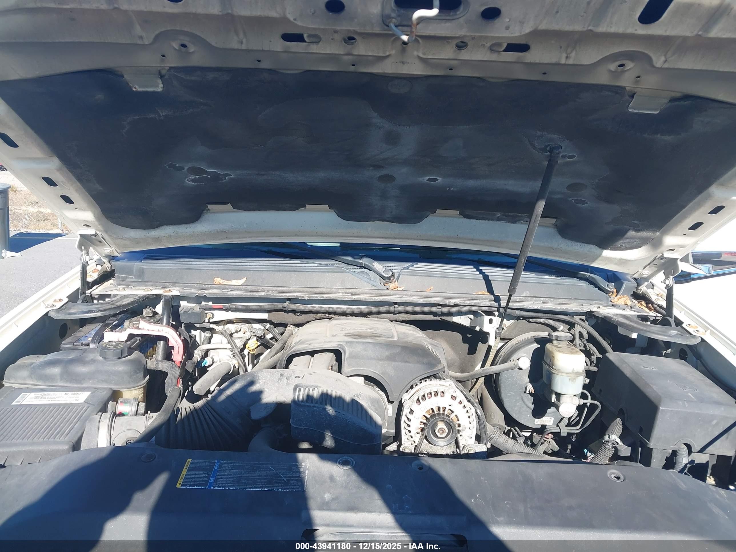 CADILLAC ESCALADE image 10
