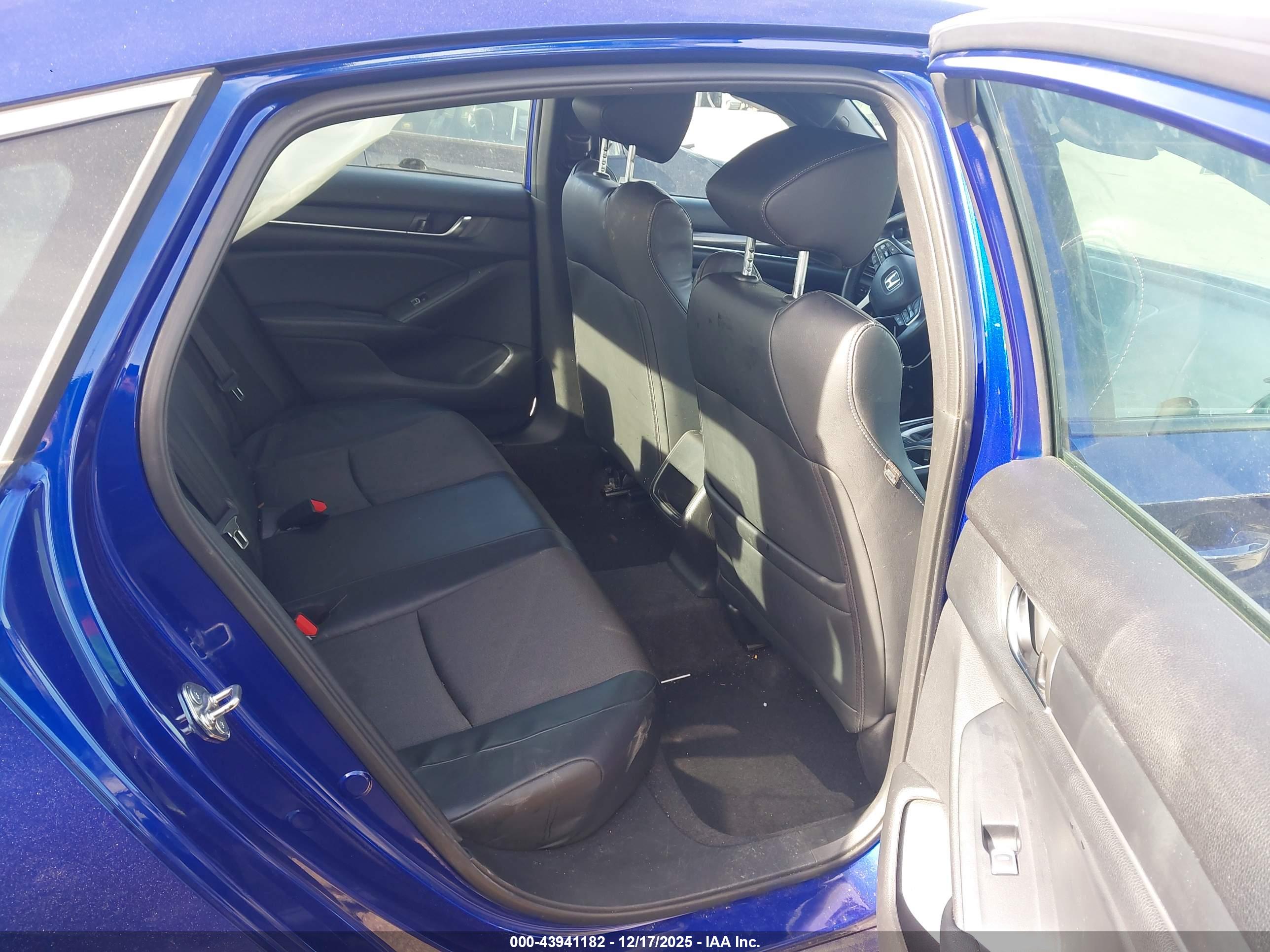 HONDA ACCORD image 8