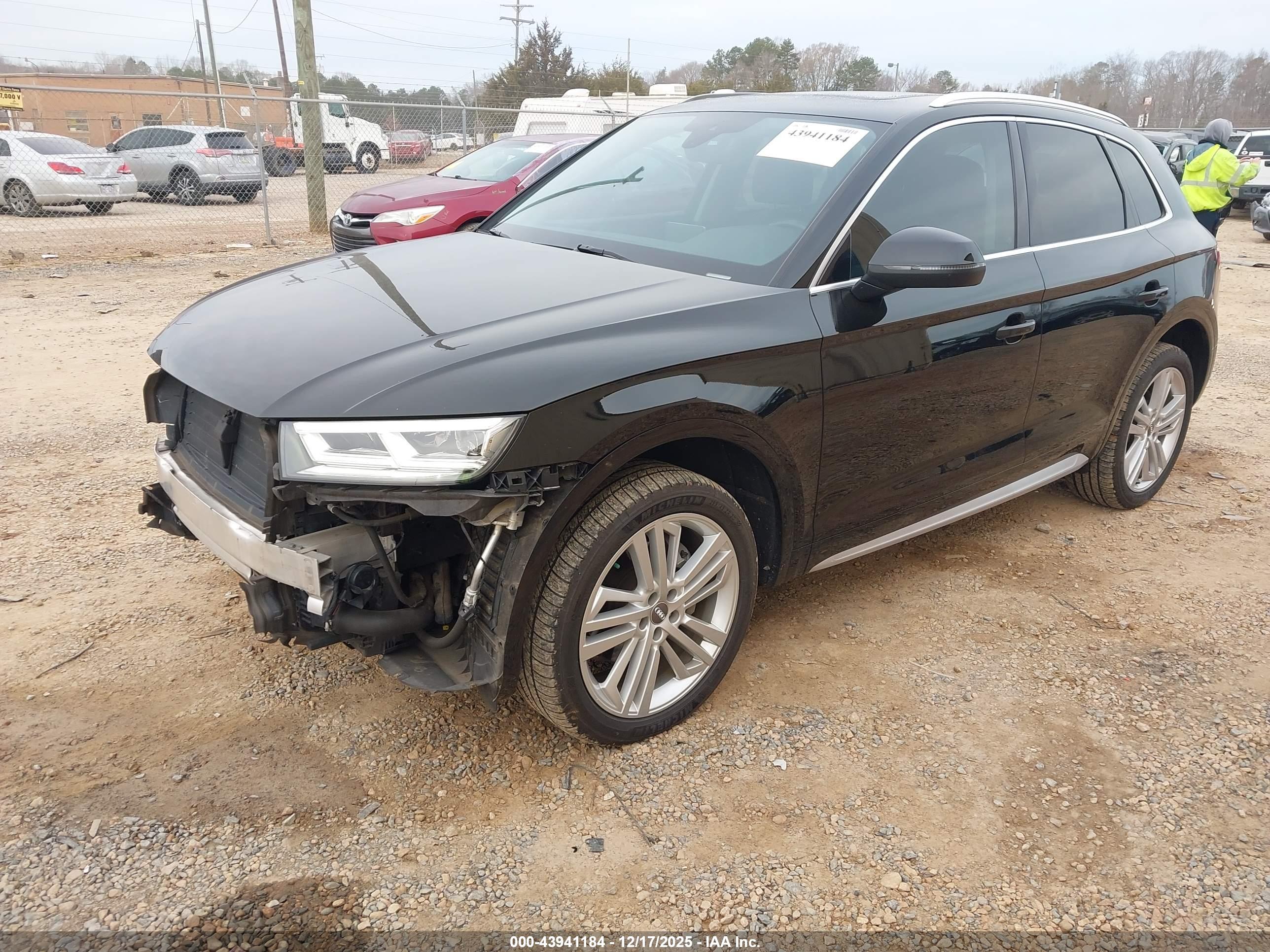 AUDI Q5 image 2