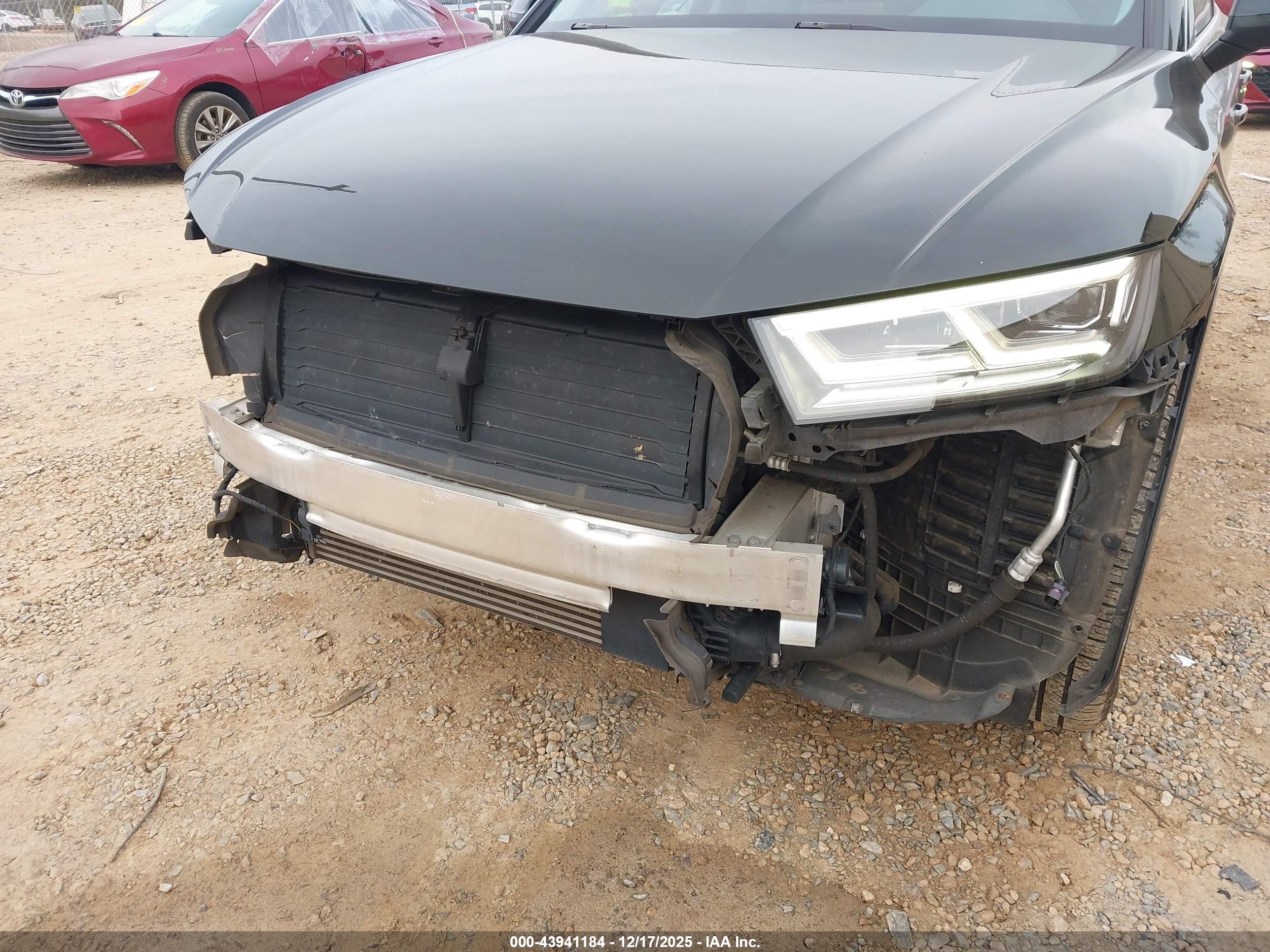 AUDI Q5 image 6