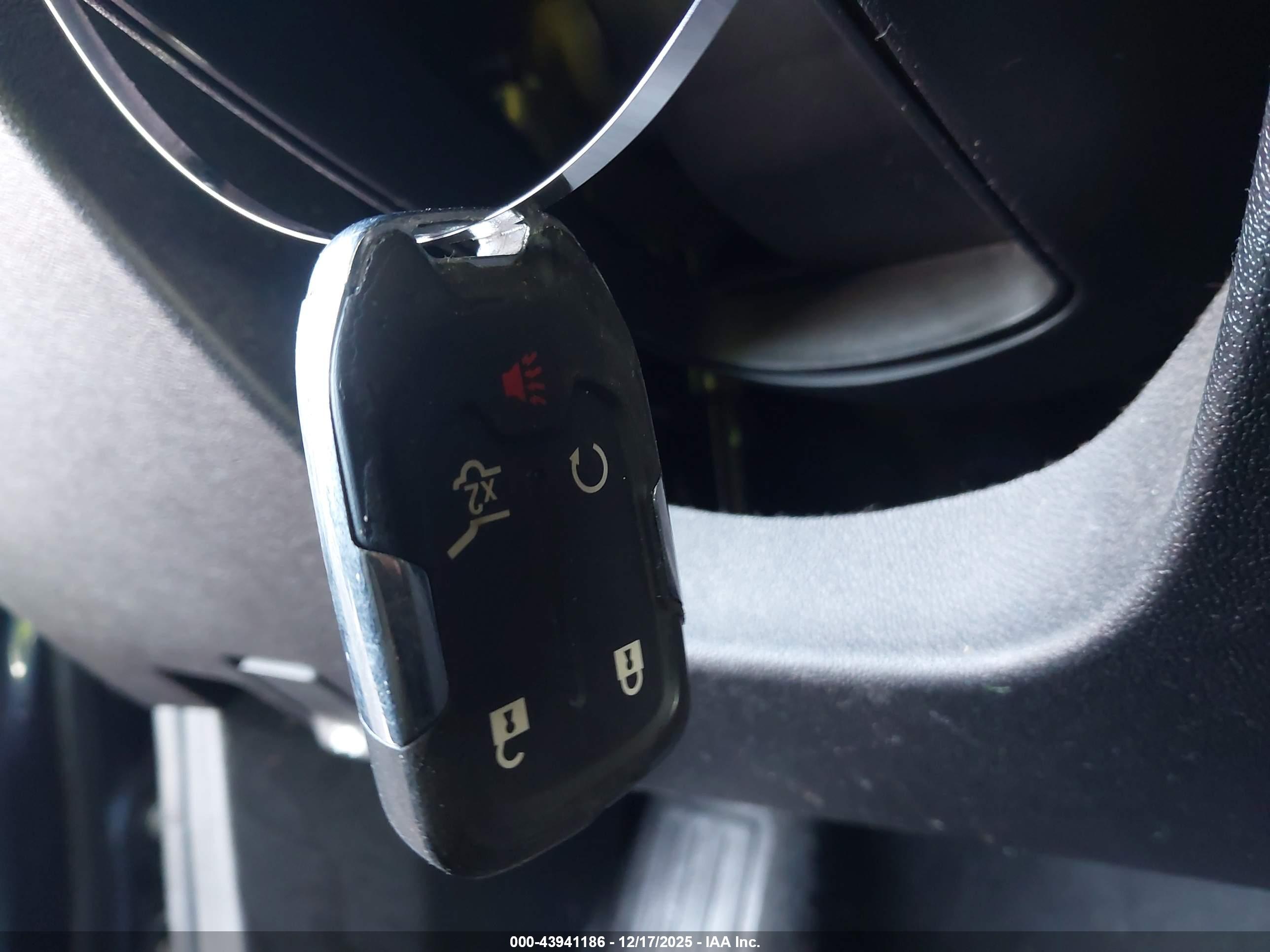 GMC TERRAIN image 11
