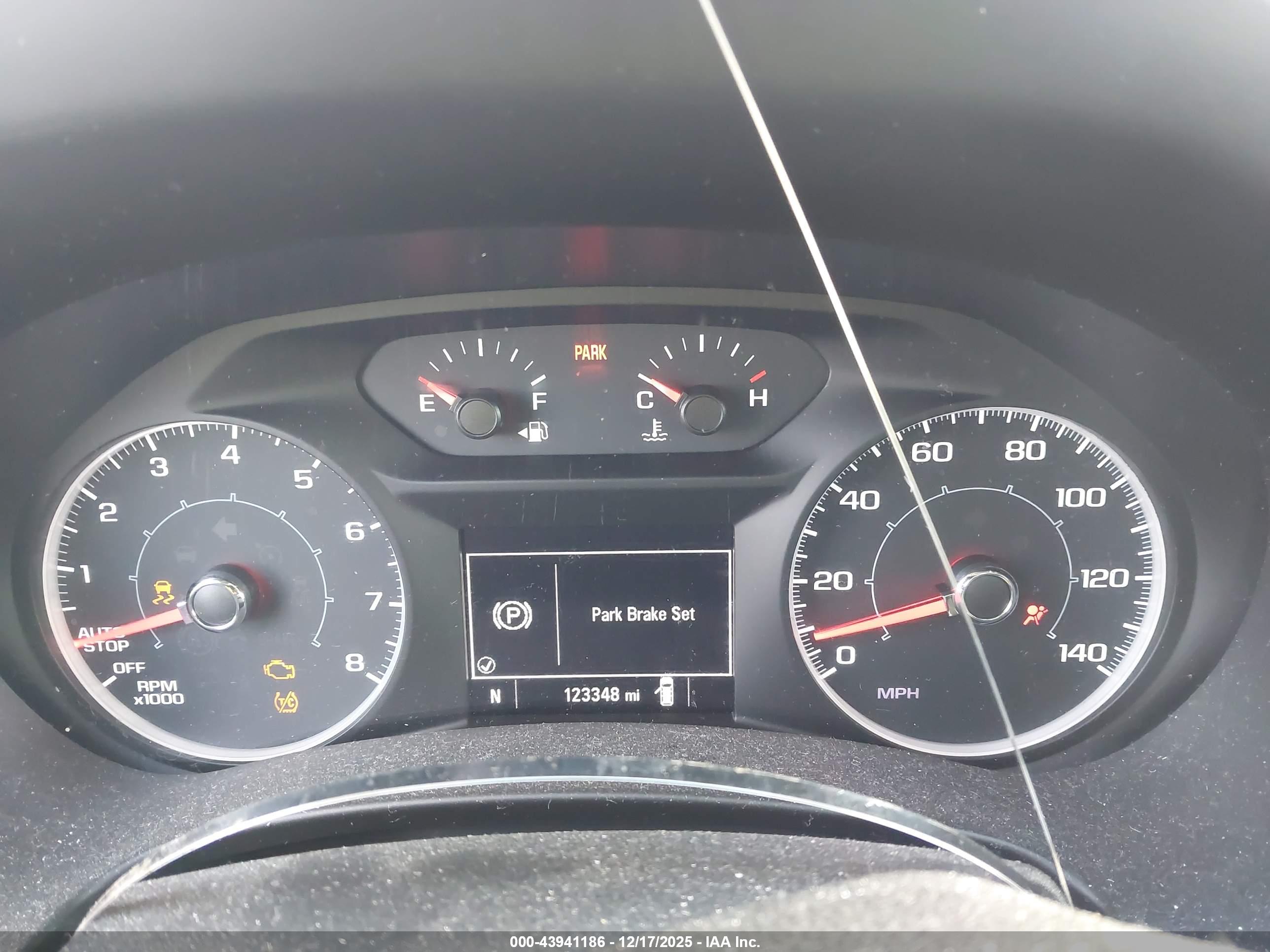 GMC TERRAIN image 7