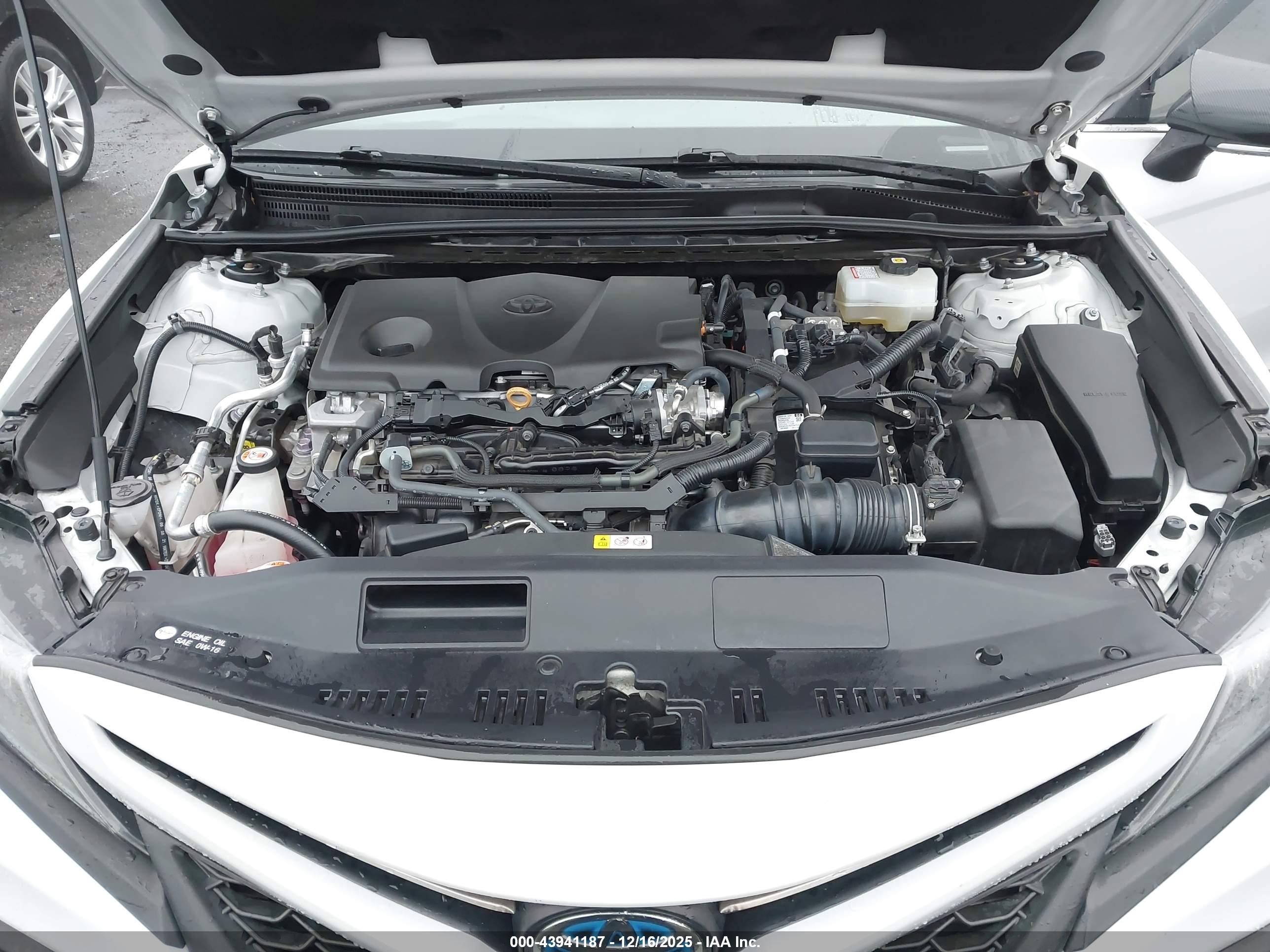 TOYOTA CAMRY image 10