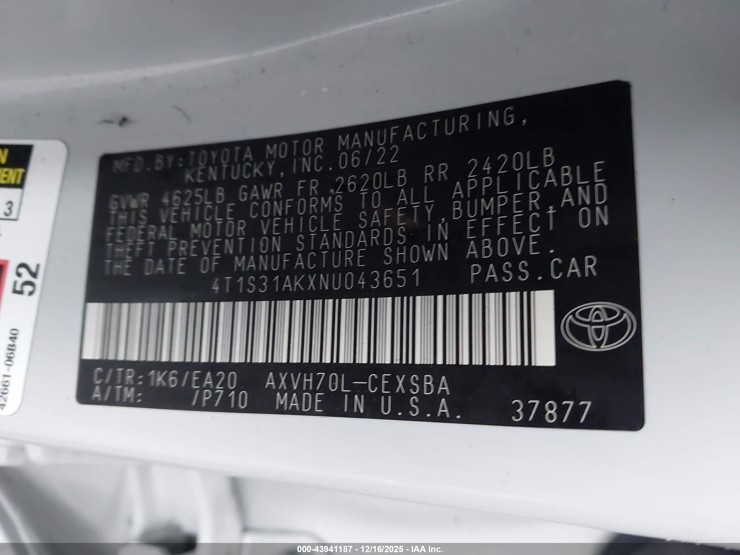 TOYOTA CAMRY image 9