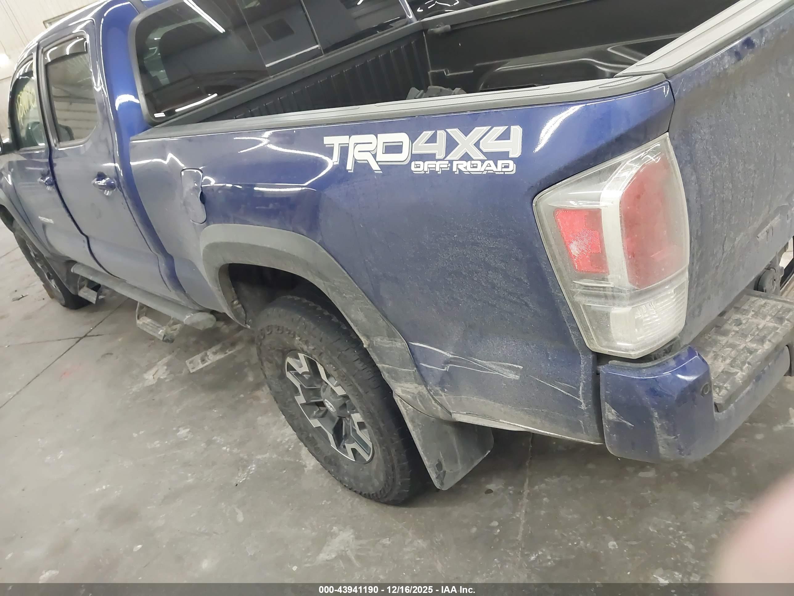 TOYOTA TACOMA image 3