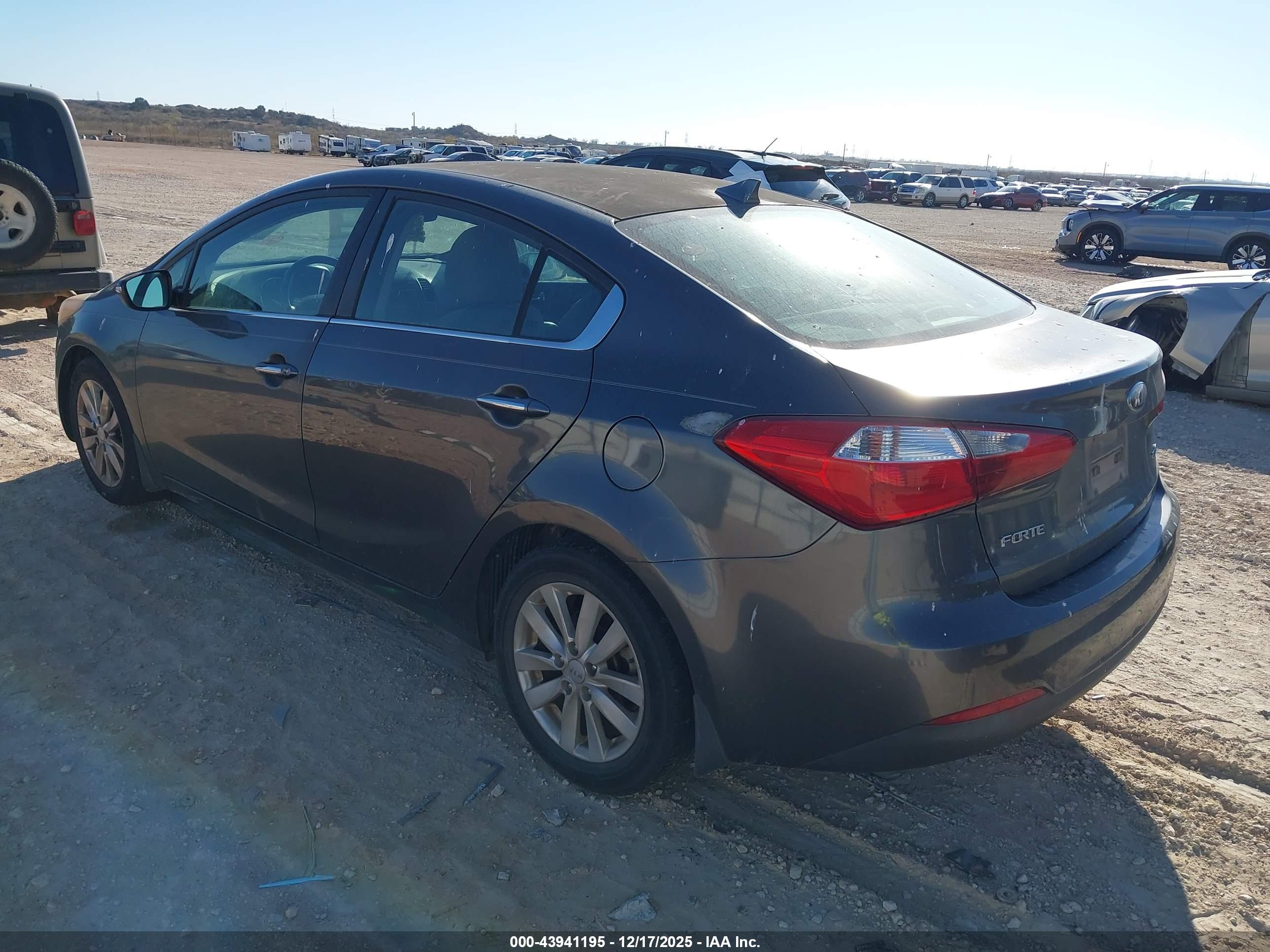 KIA FORTE image 3