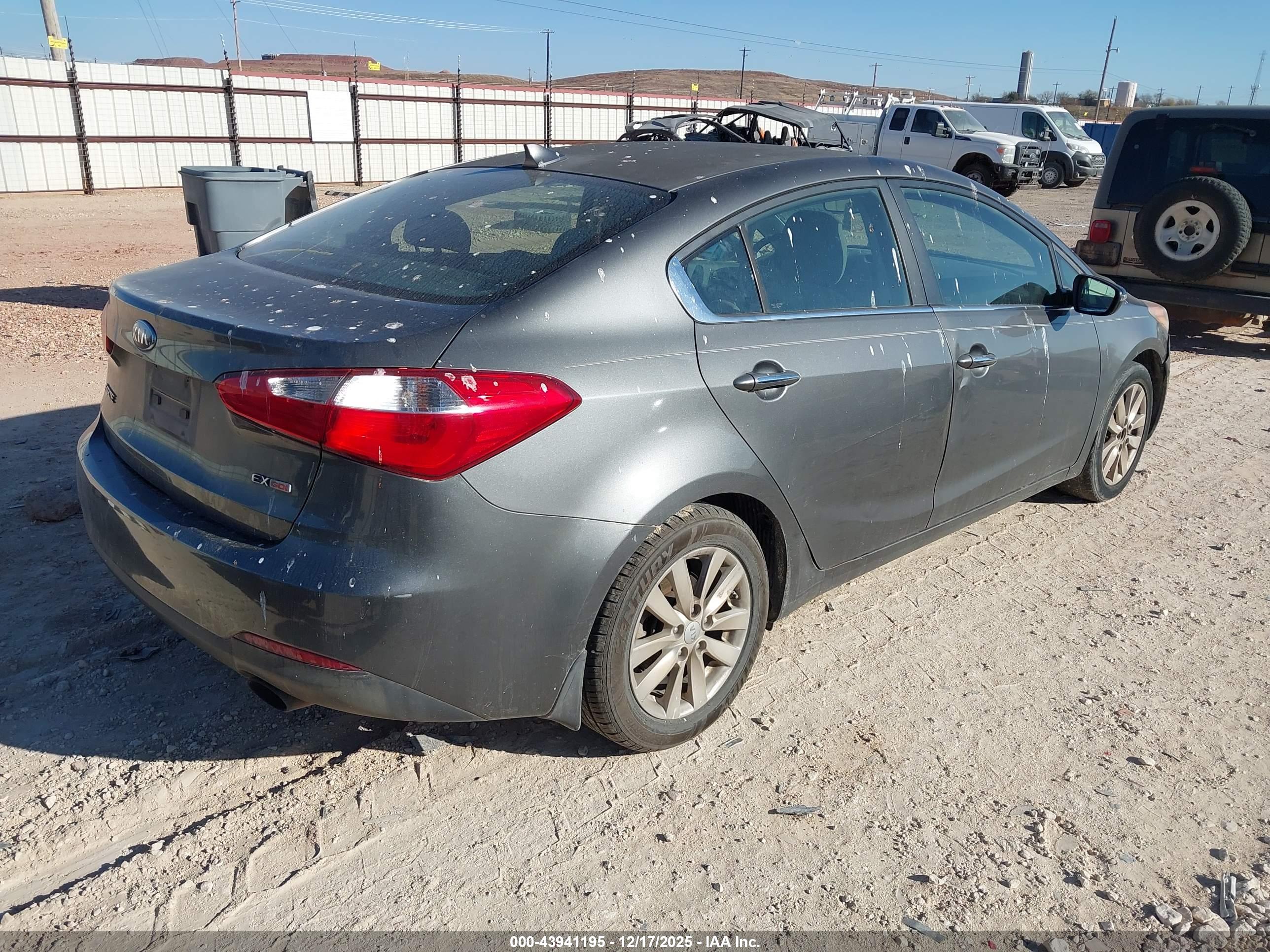 KIA FORTE image 4