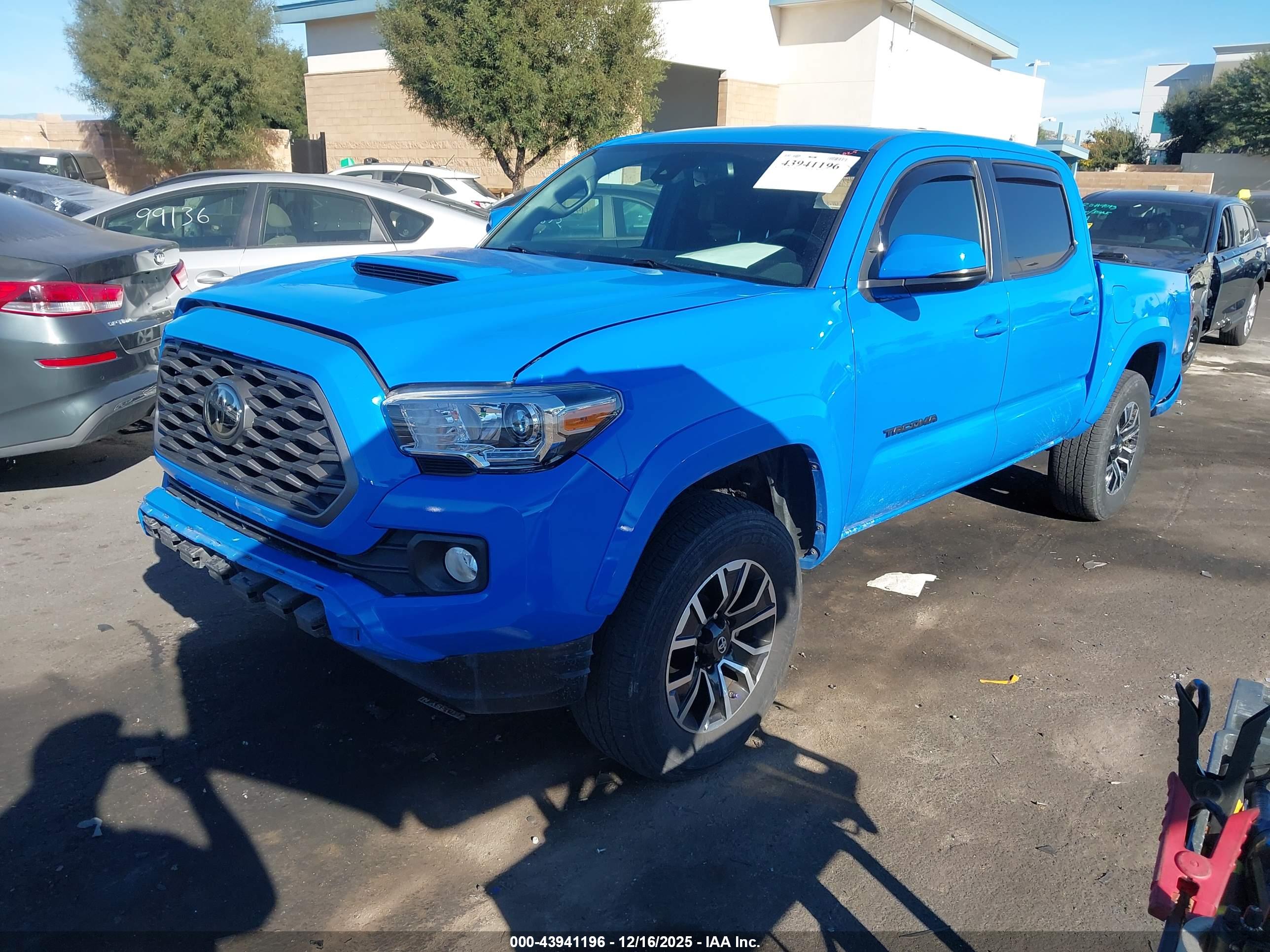 TOYOTA TACOMA image 2