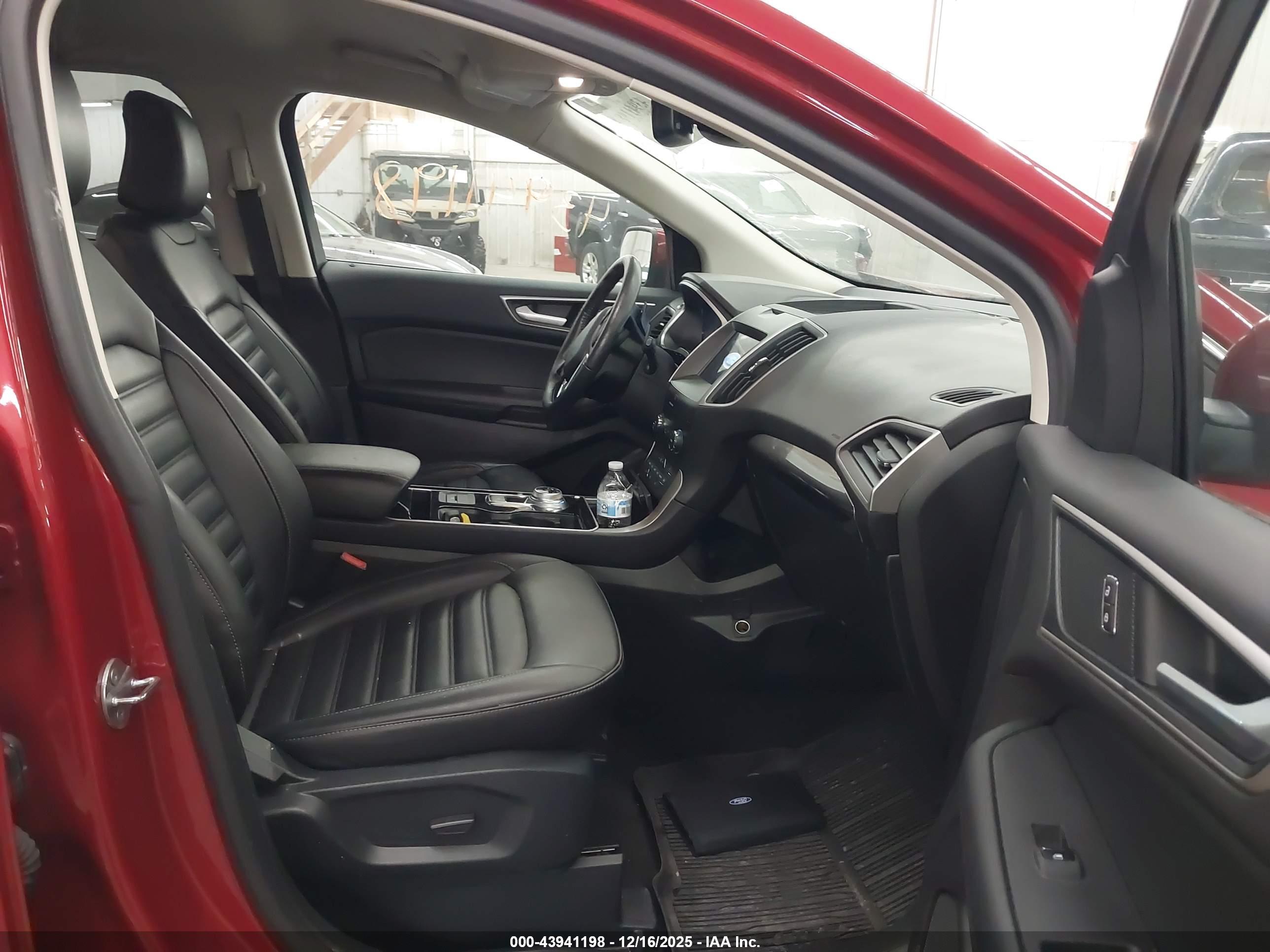 FORD EDGE image 5
