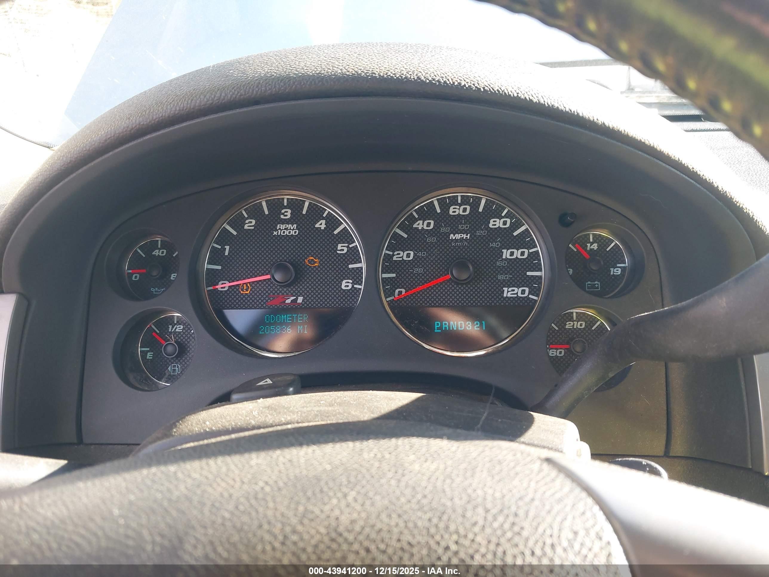 CHEVROLET AVALANCHE image 7