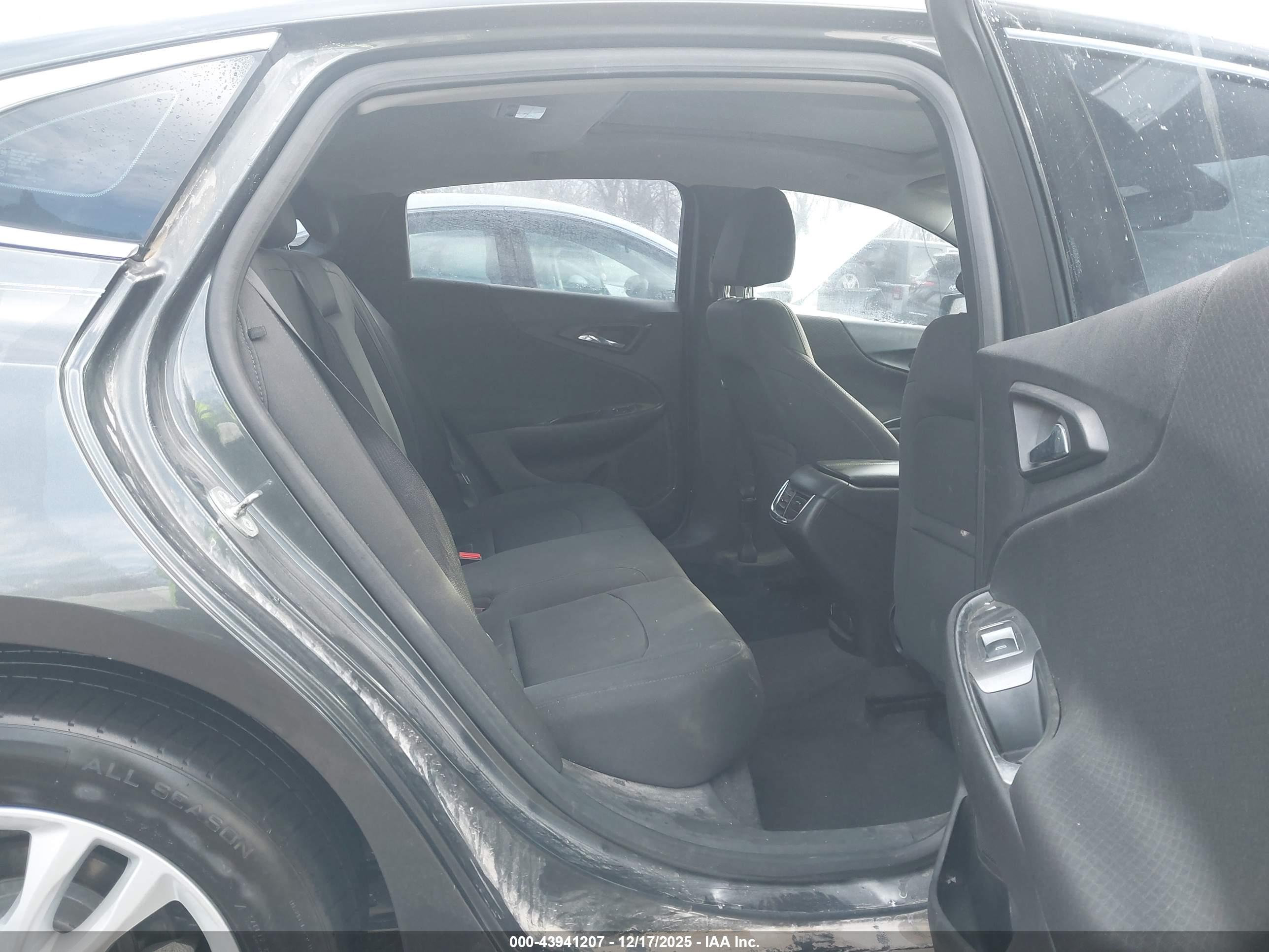CHEVROLET MALIBU image 8
