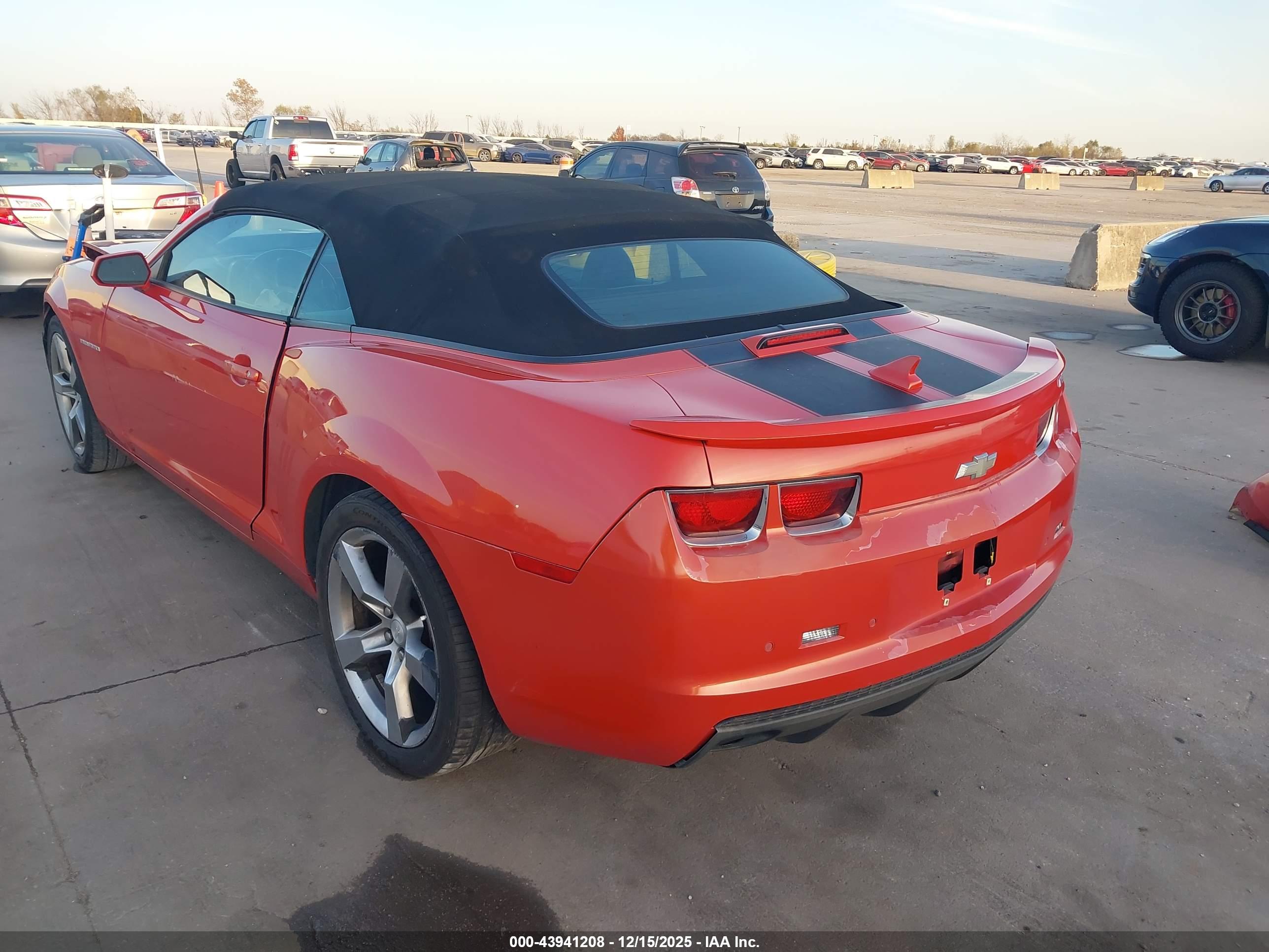 CHEVROLET CAMARO image 3
