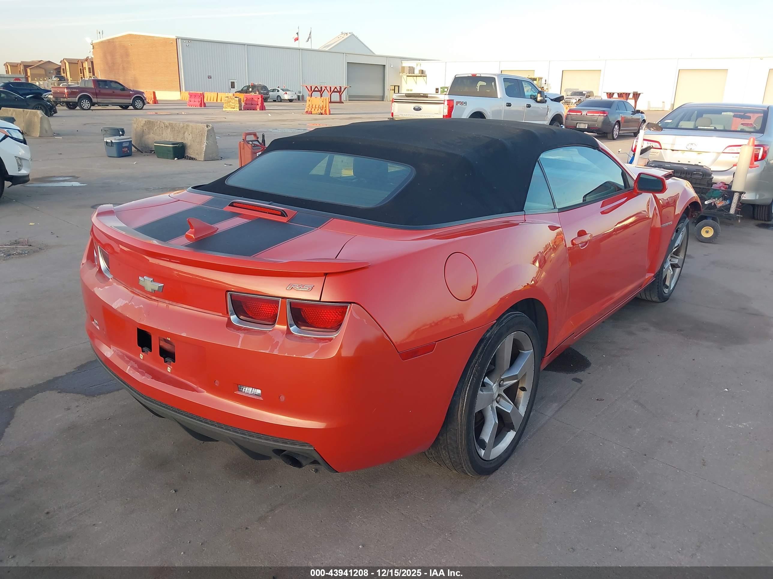 CHEVROLET CAMARO image 4