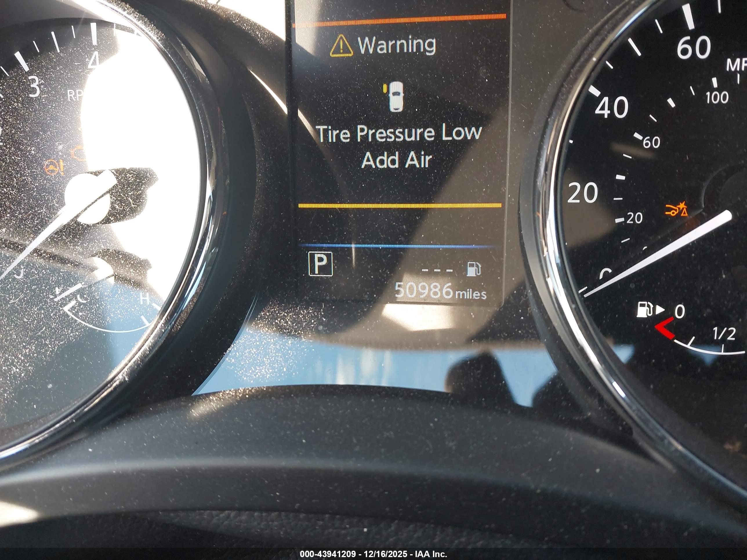 NISSAN ROGUE image 7