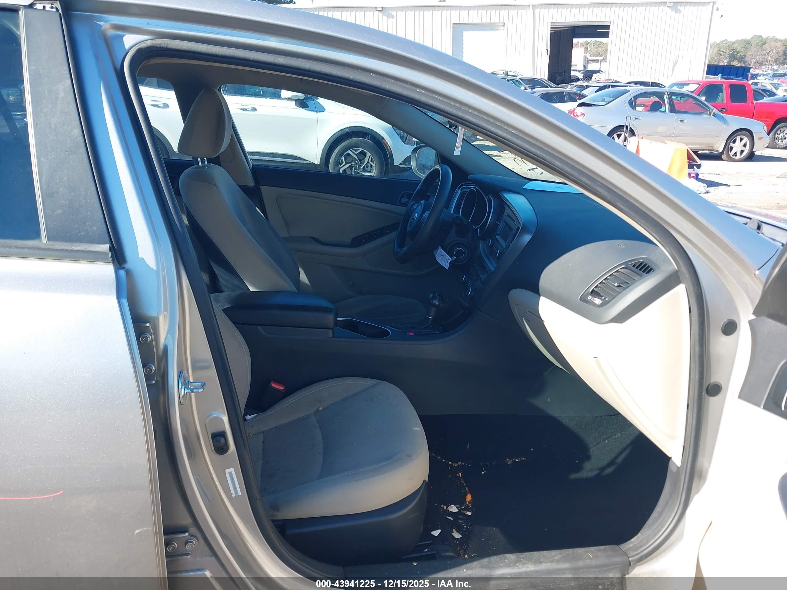KIA OPTIMA image 5