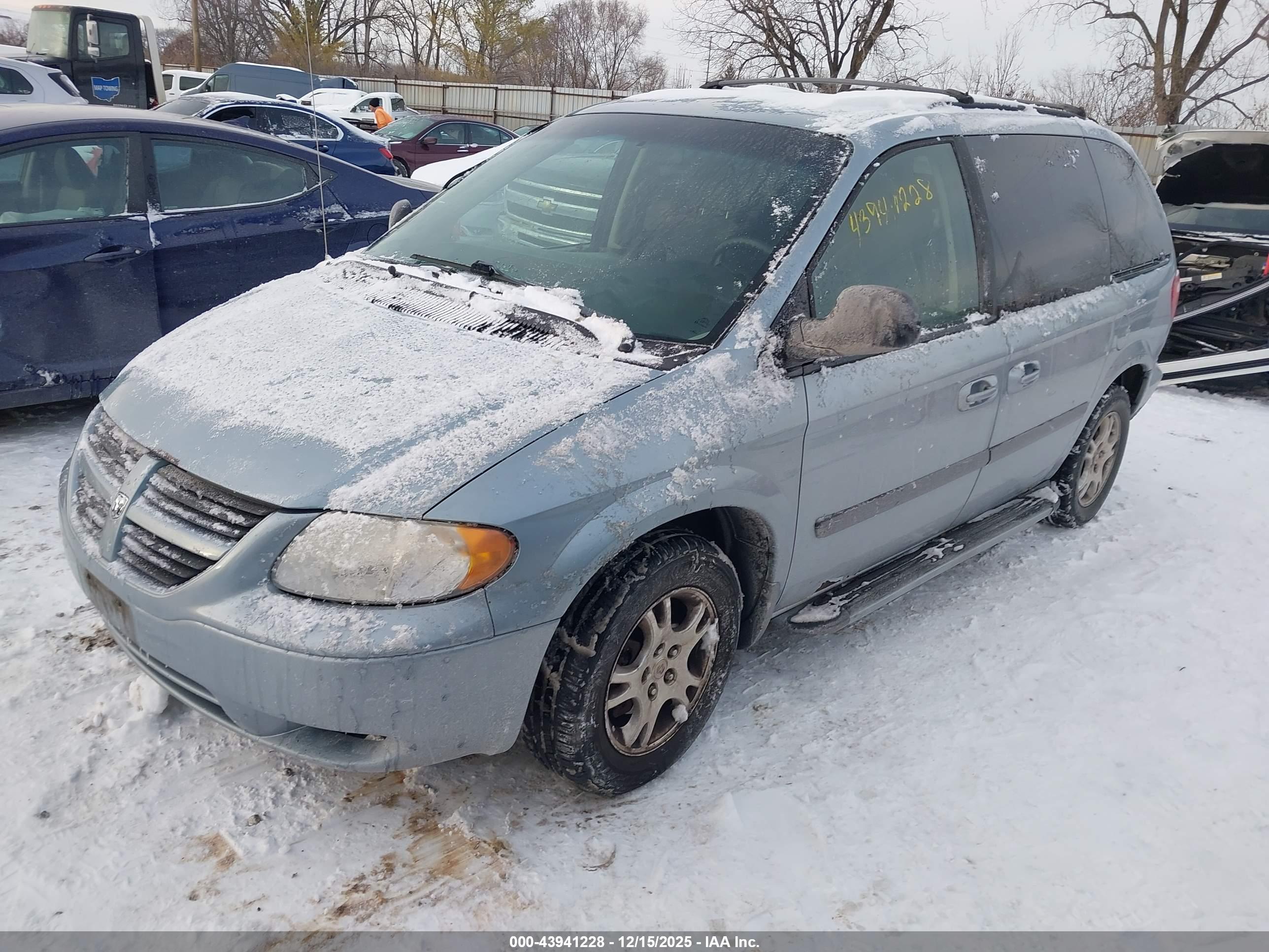 DODGE CARAVAN image 2