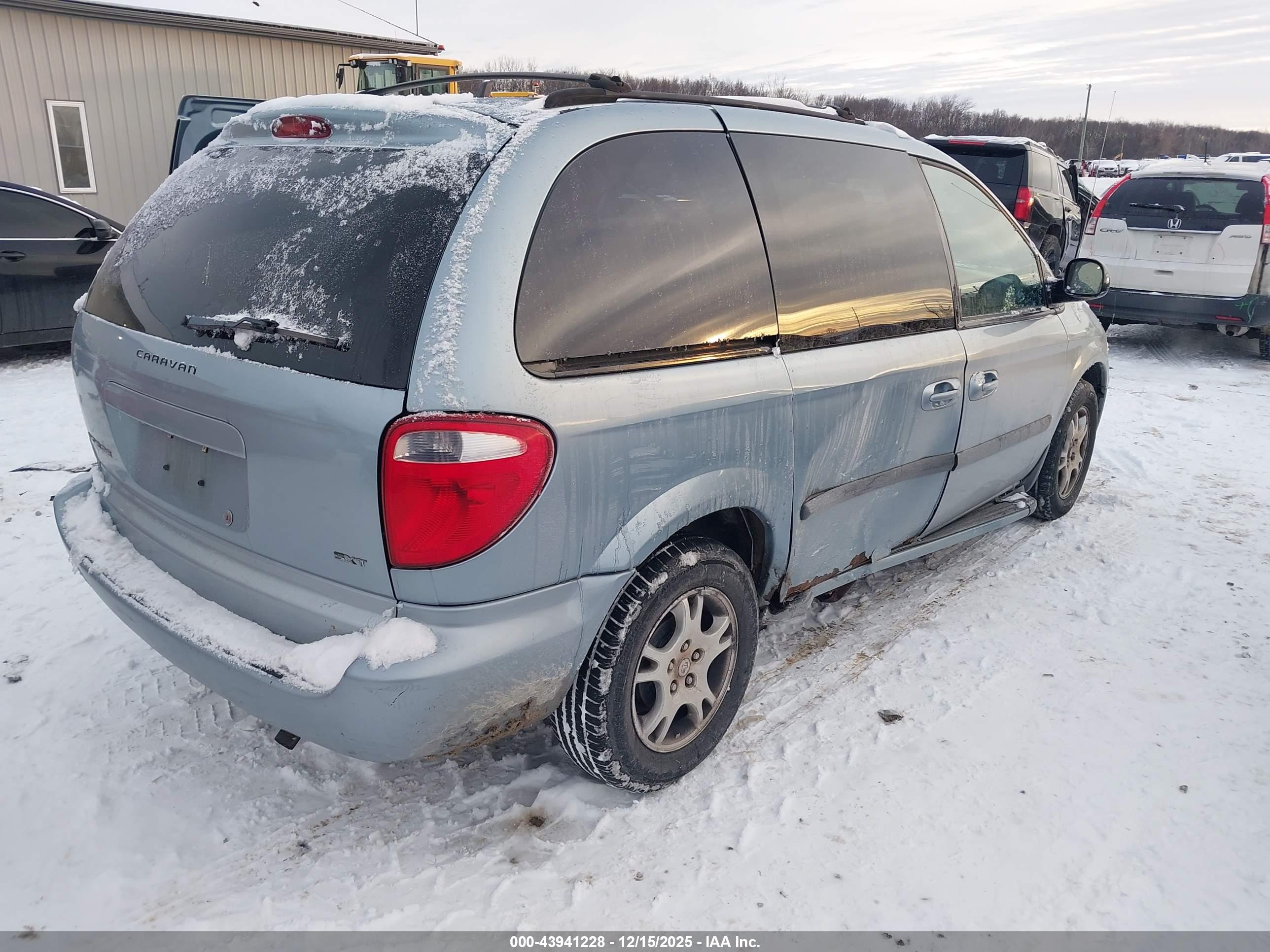 DODGE CARAVAN image 4