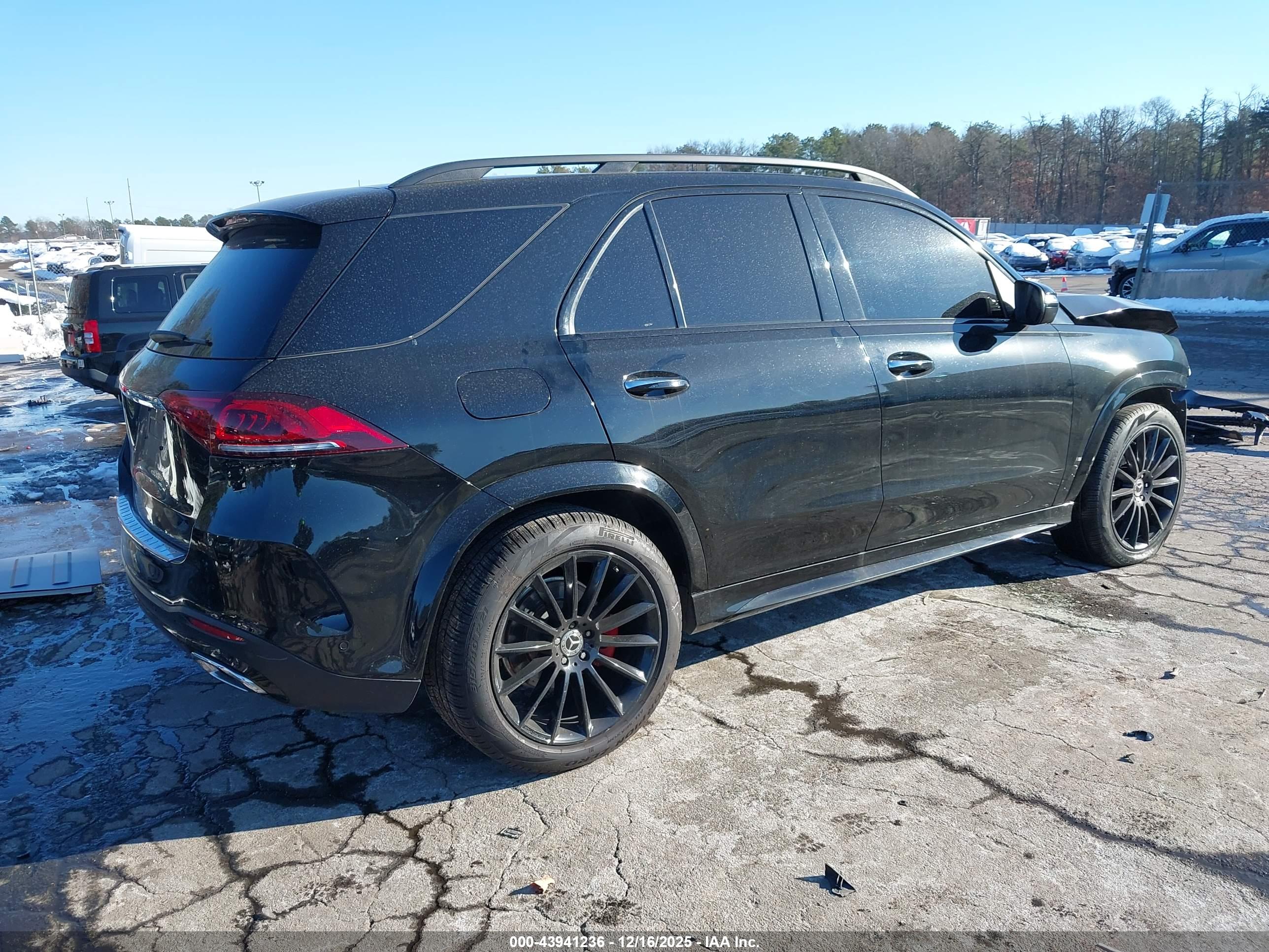 MERCEDES-BENZ GLE image 4