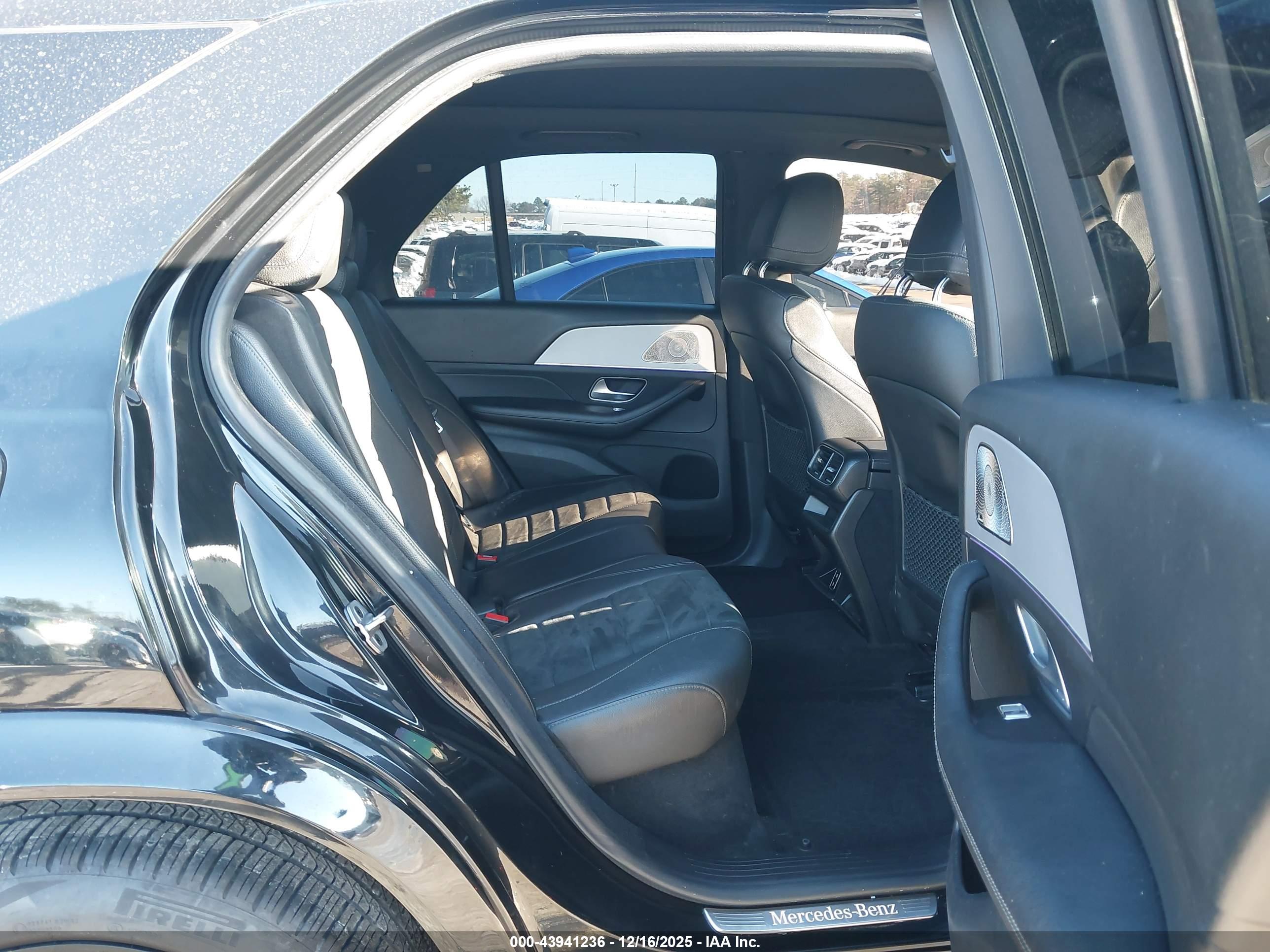 MERCEDES-BENZ GLE image 8