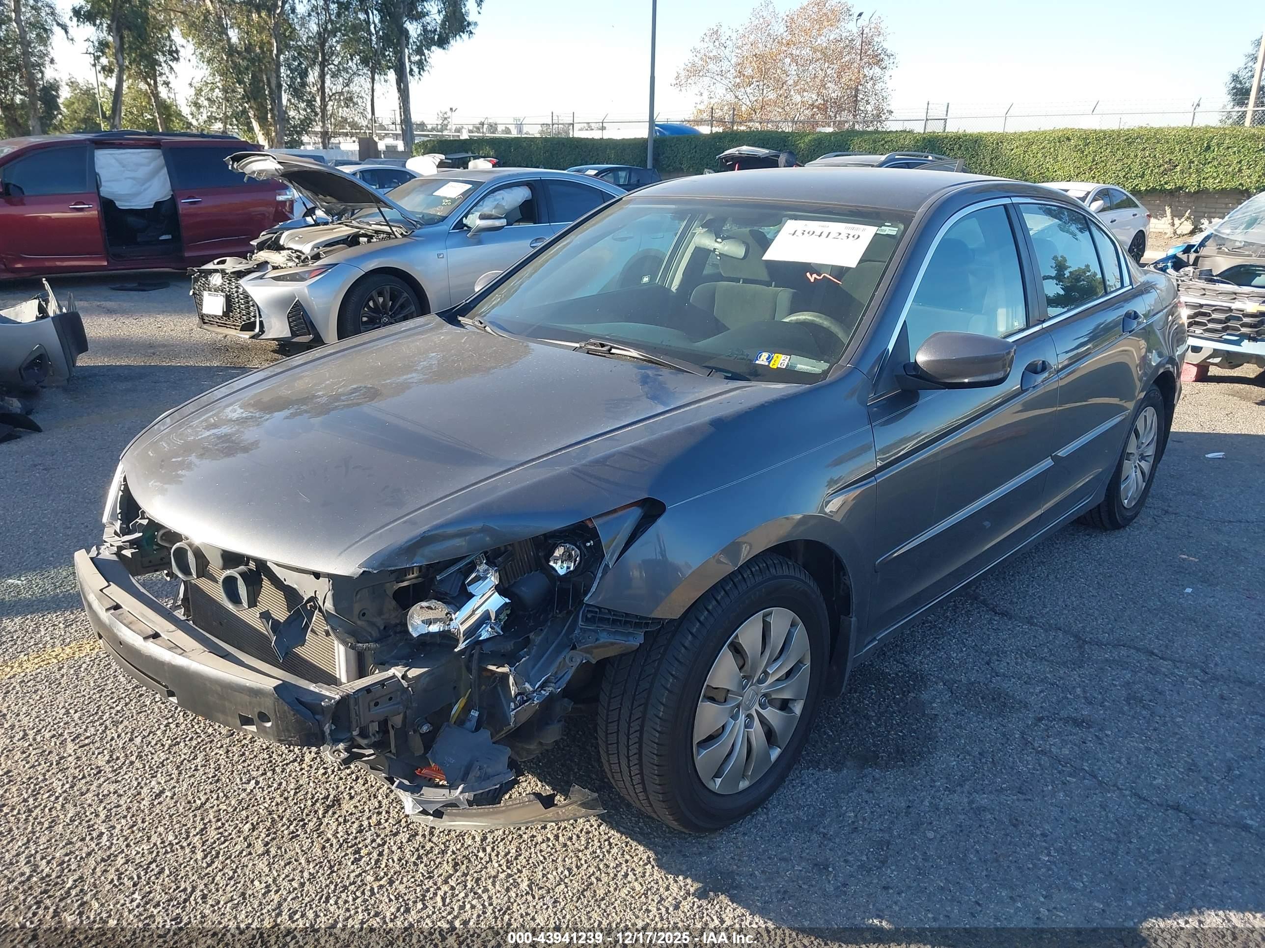 HONDA ACCORD image 2