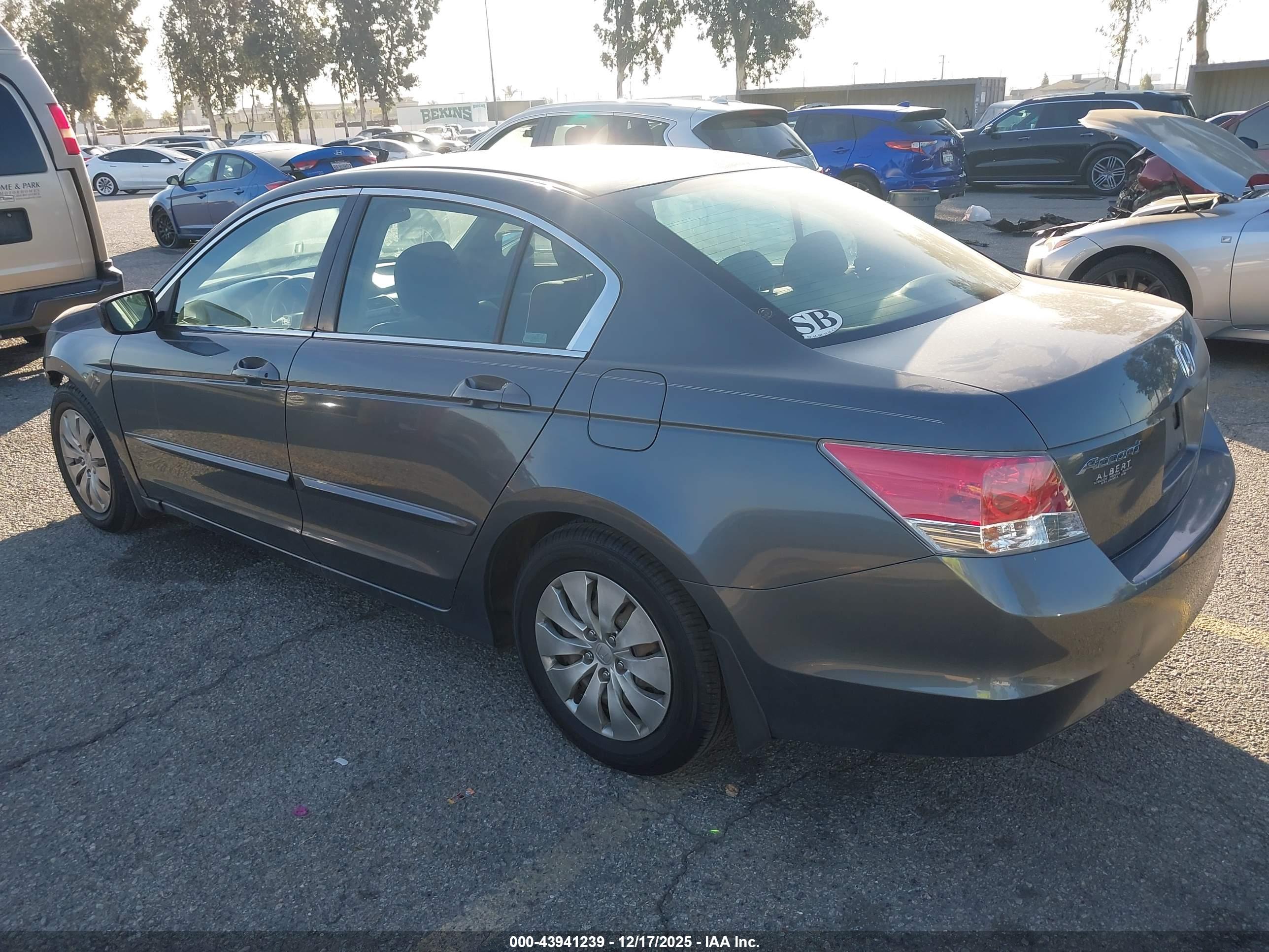 HONDA ACCORD image 3