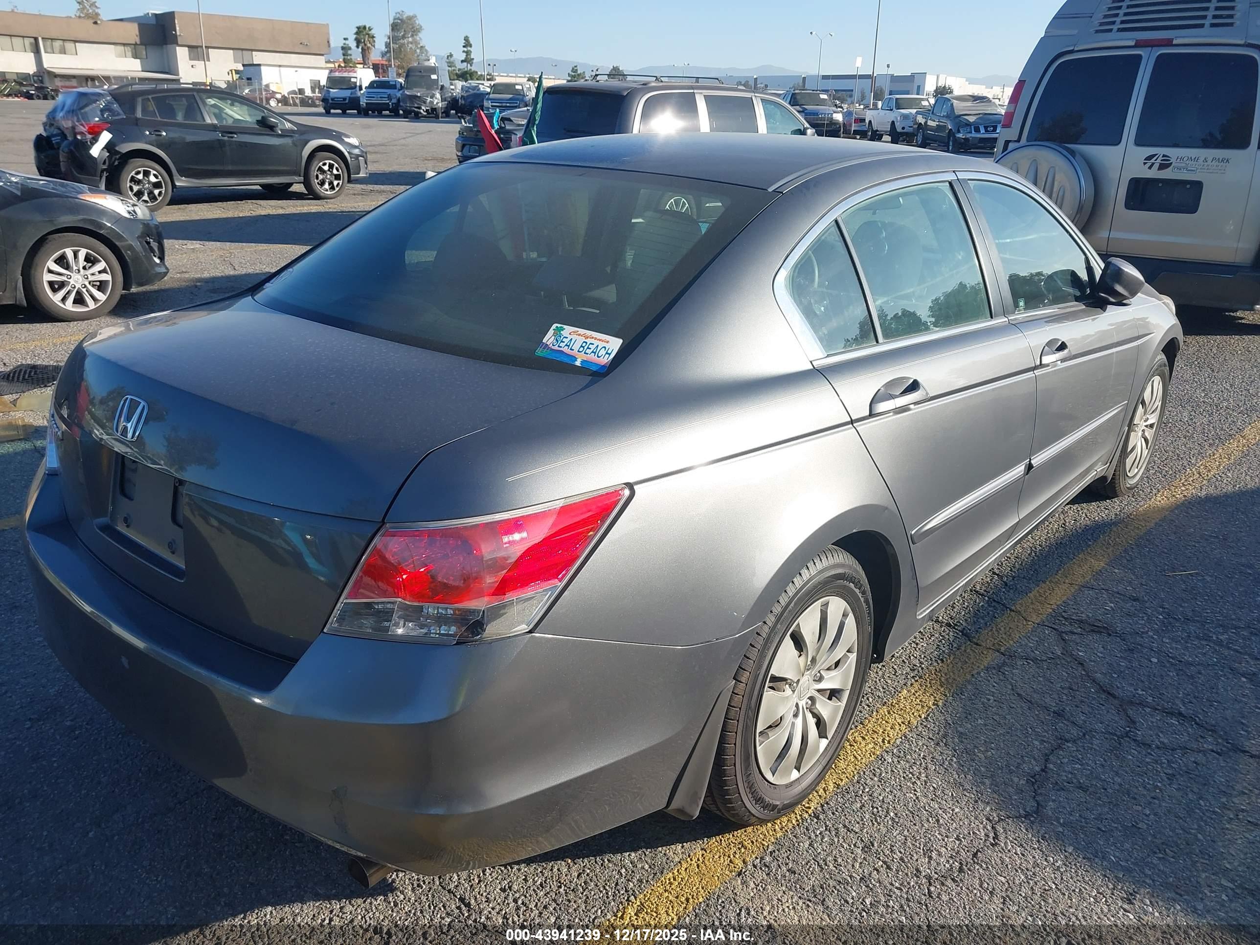 HONDA ACCORD image 4