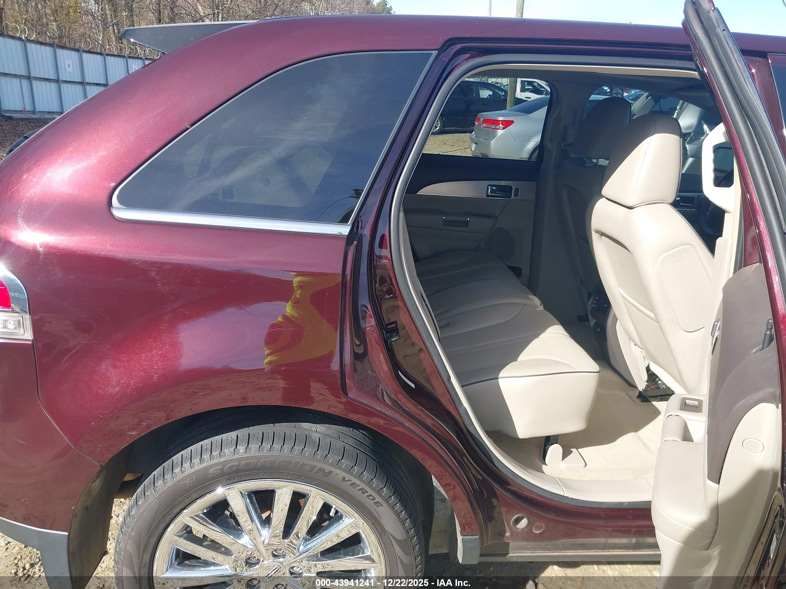 LINCOLN MKX image 8