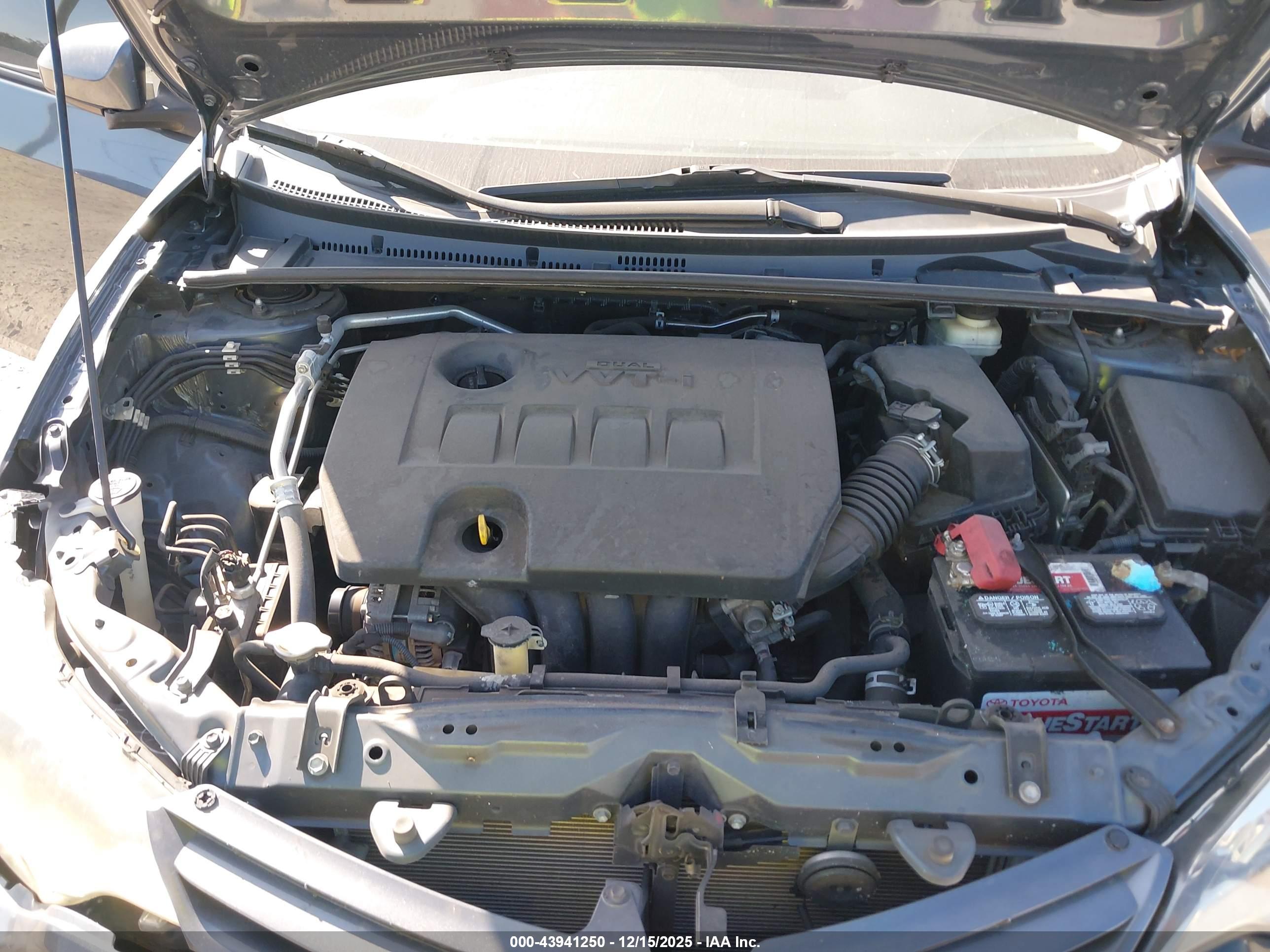 TOYOTA COROLLA image 10