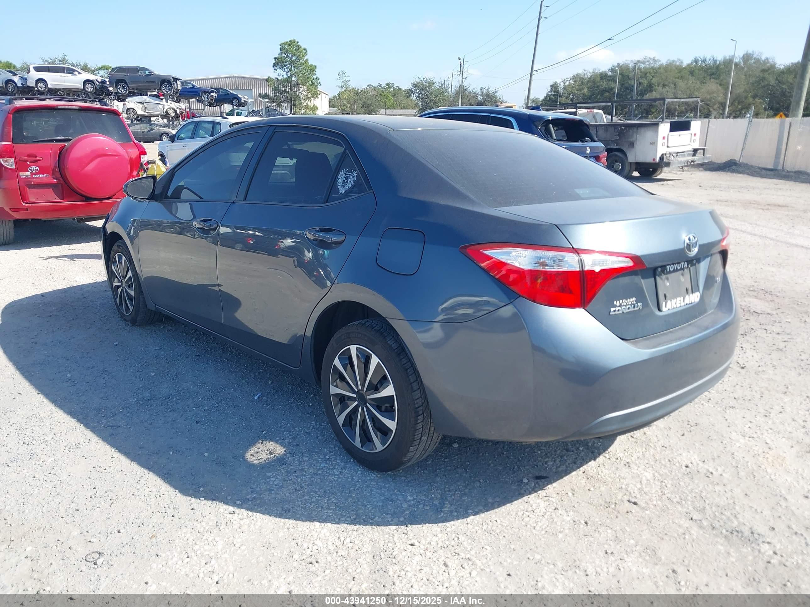 TOYOTA COROLLA image 3