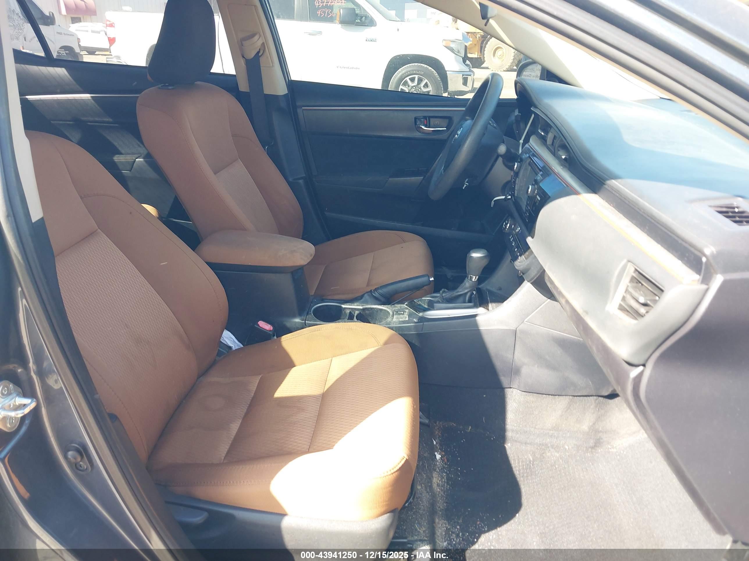 TOYOTA COROLLA image 5