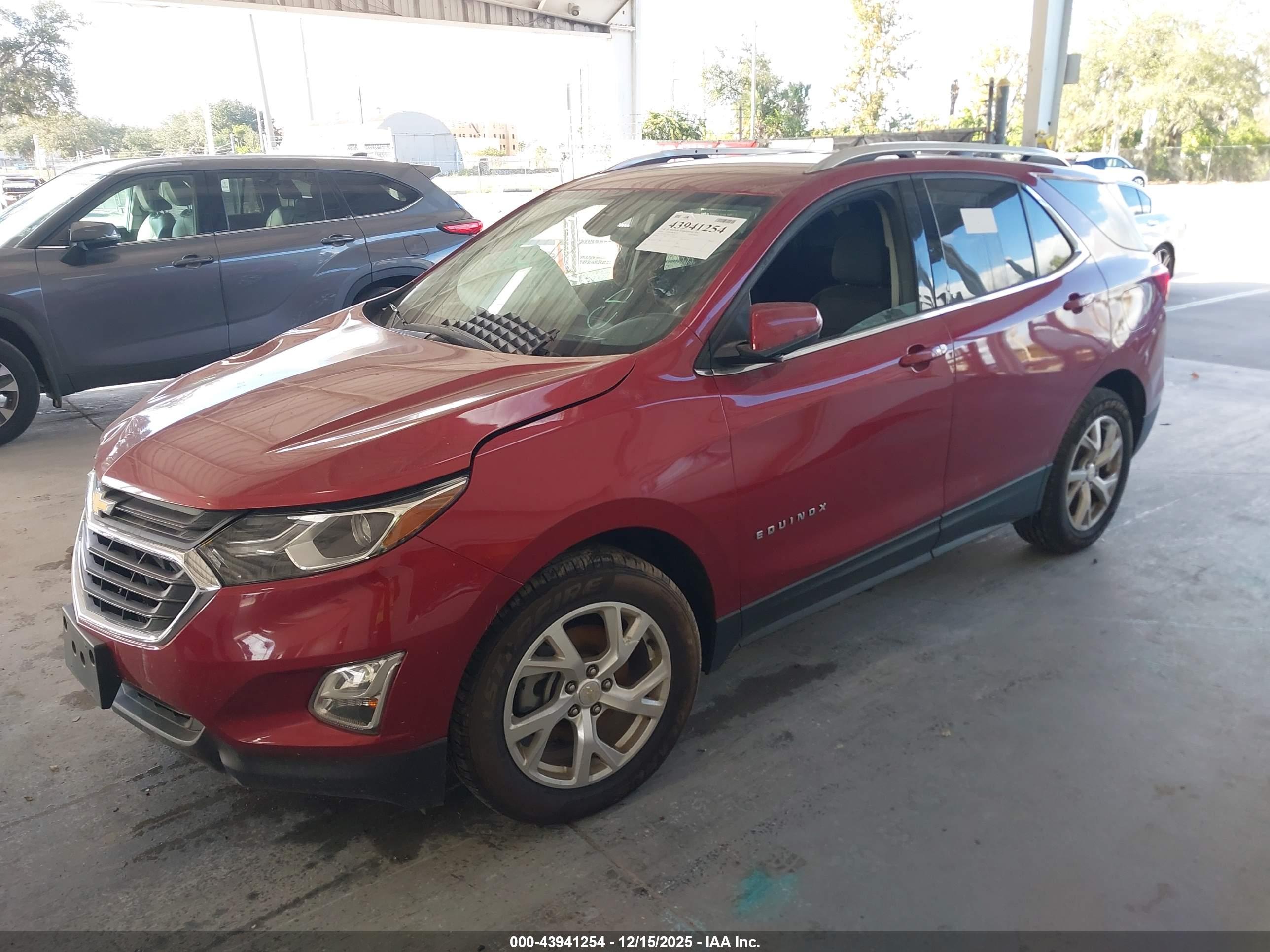 CHEVROLET EQUINOX image 2