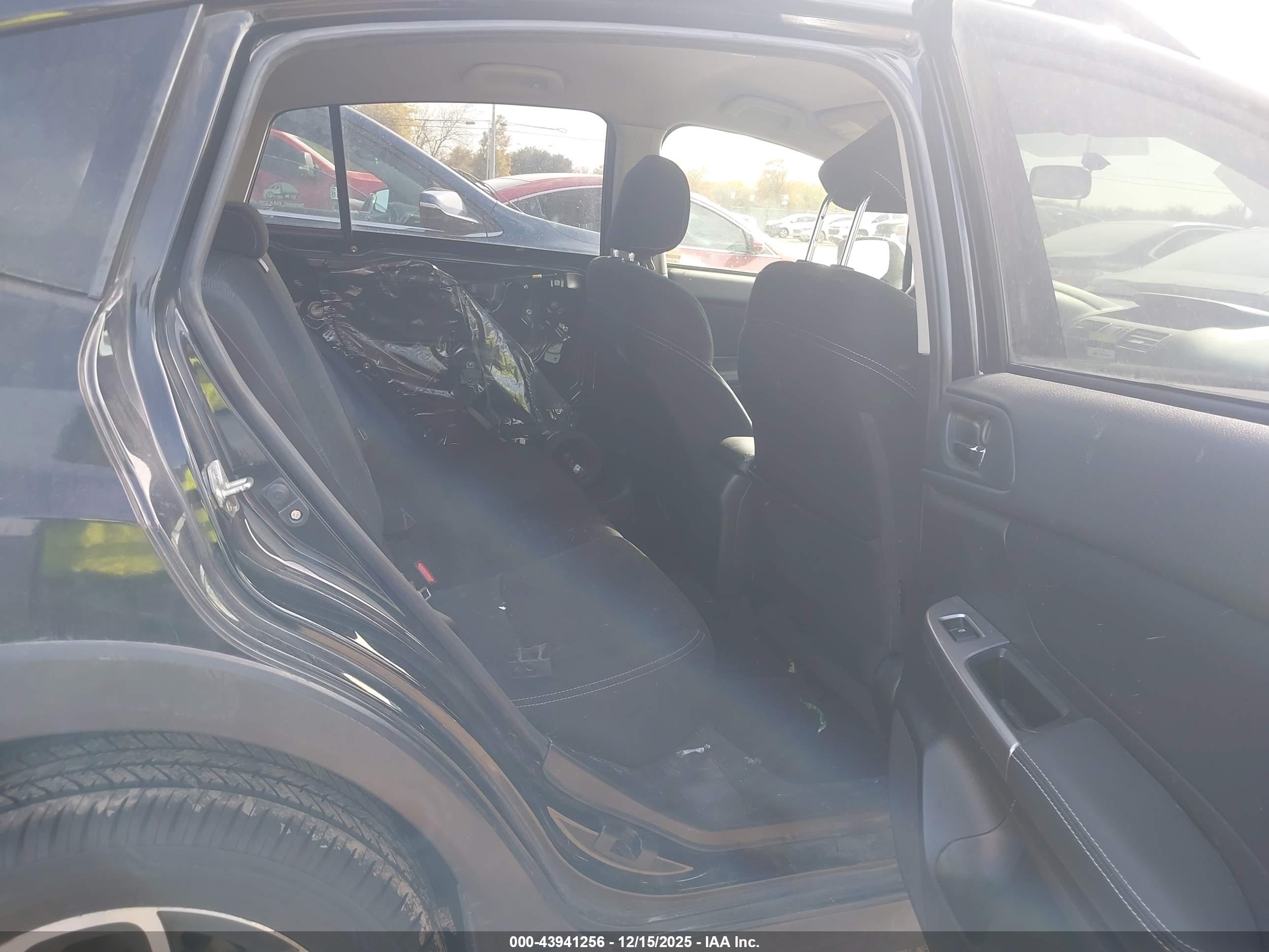 SUBARU XV image 8
