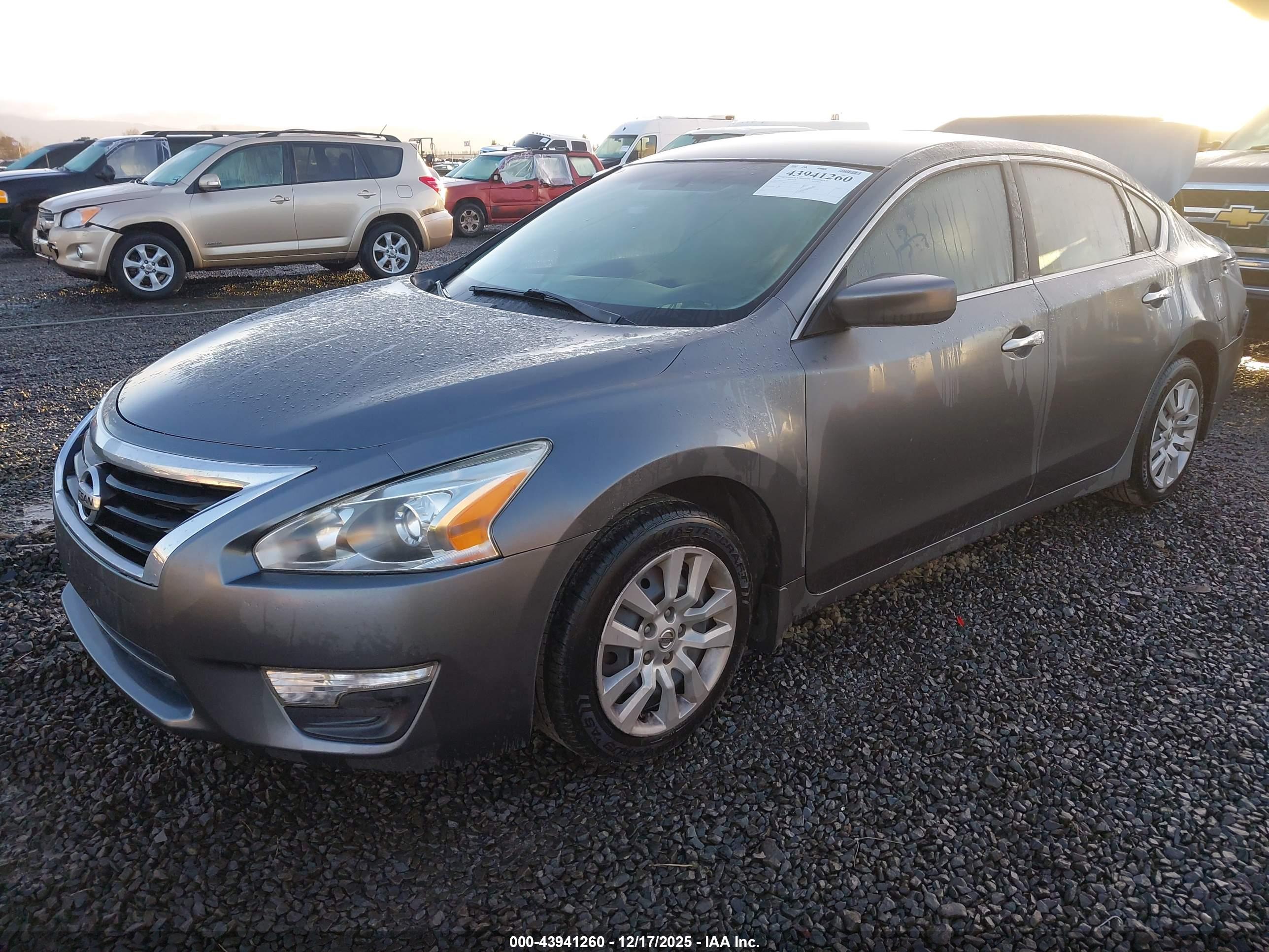 NISSAN ALTIMA image 2