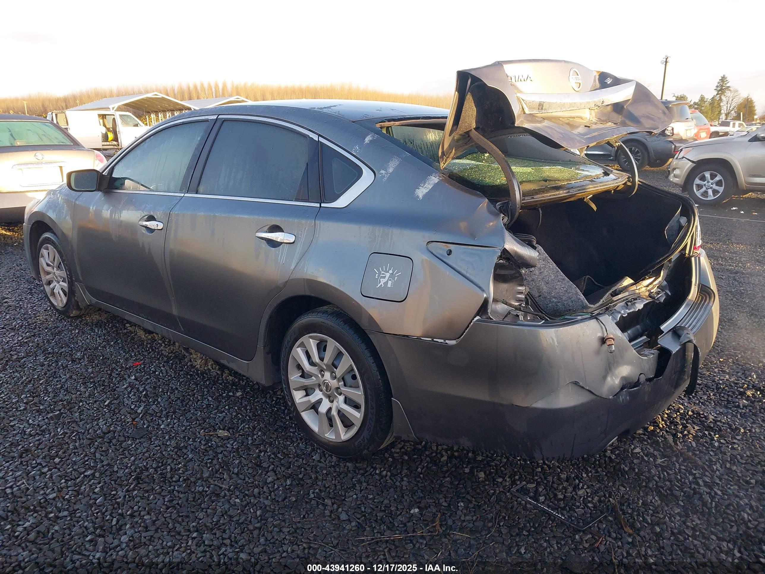 NISSAN ALTIMA image 3