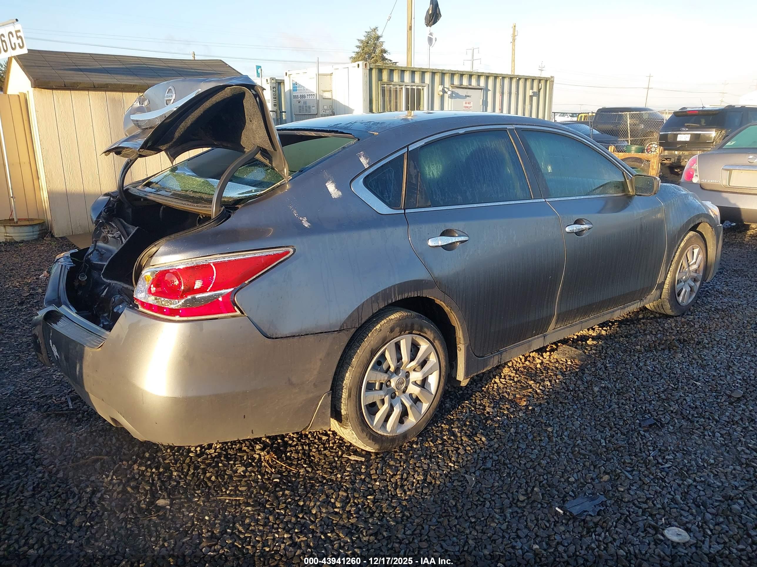 NISSAN ALTIMA image 4