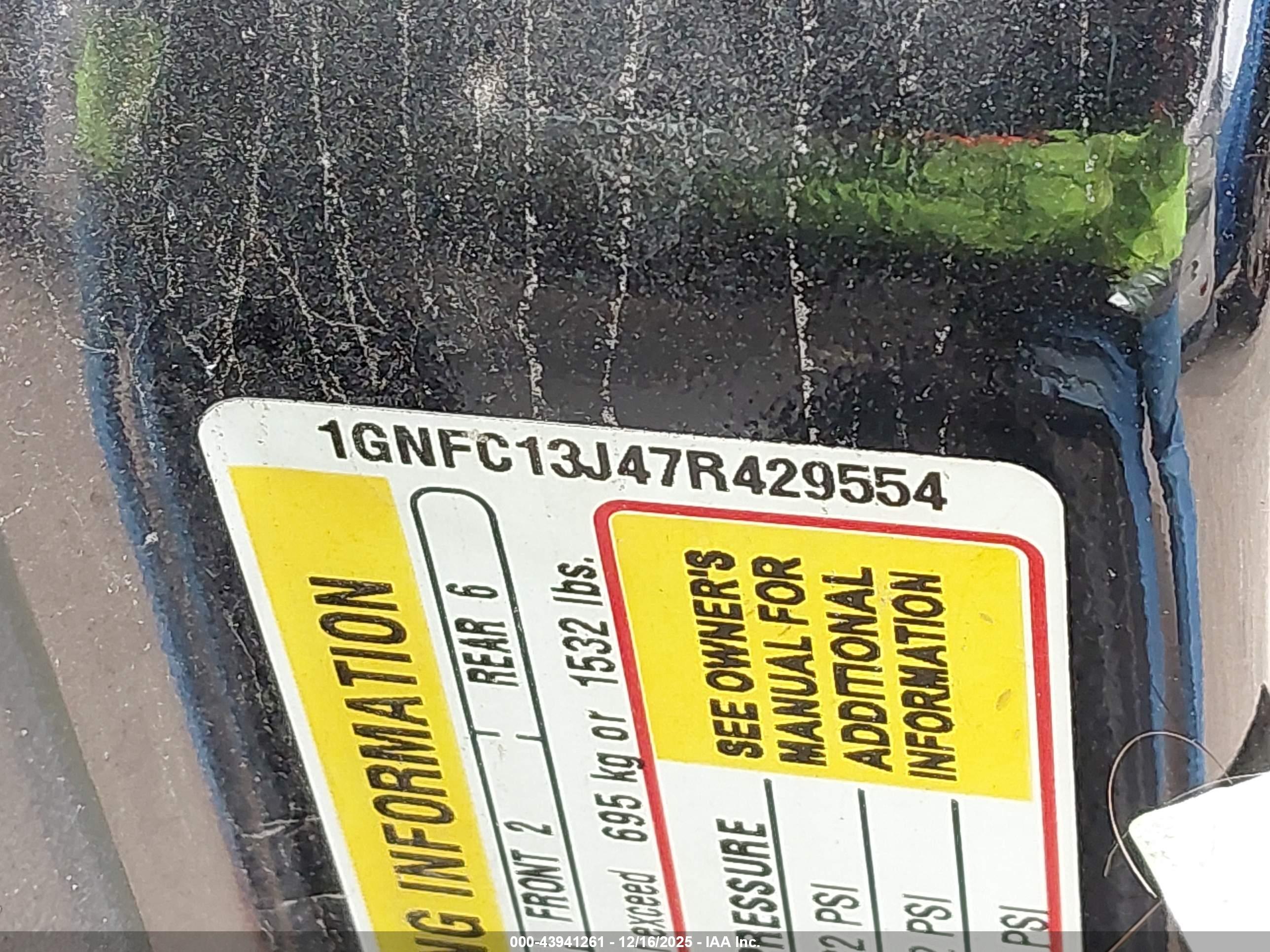 CHEVROLET TAHOE image 9