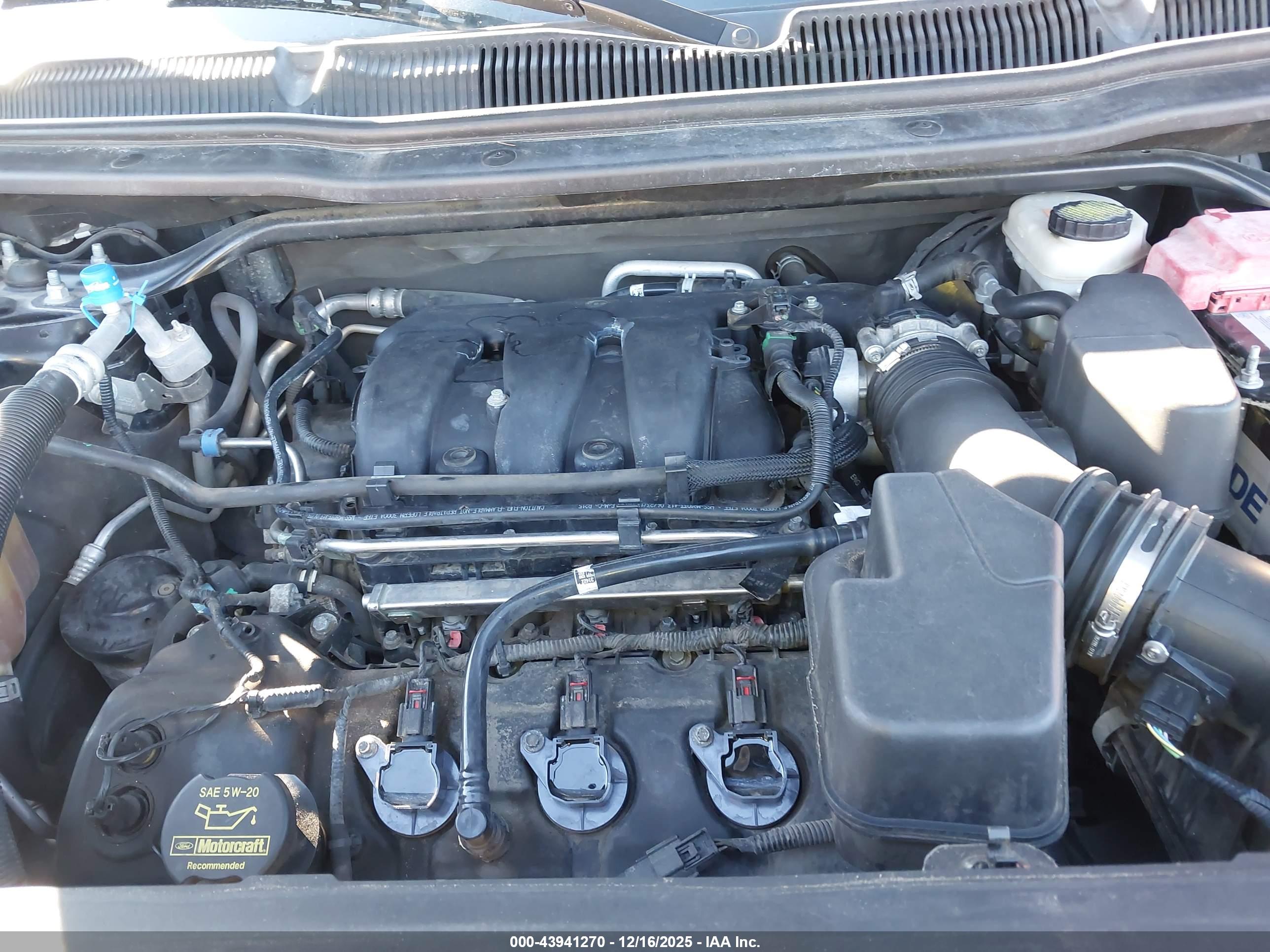 FORD EXPLORER image 10