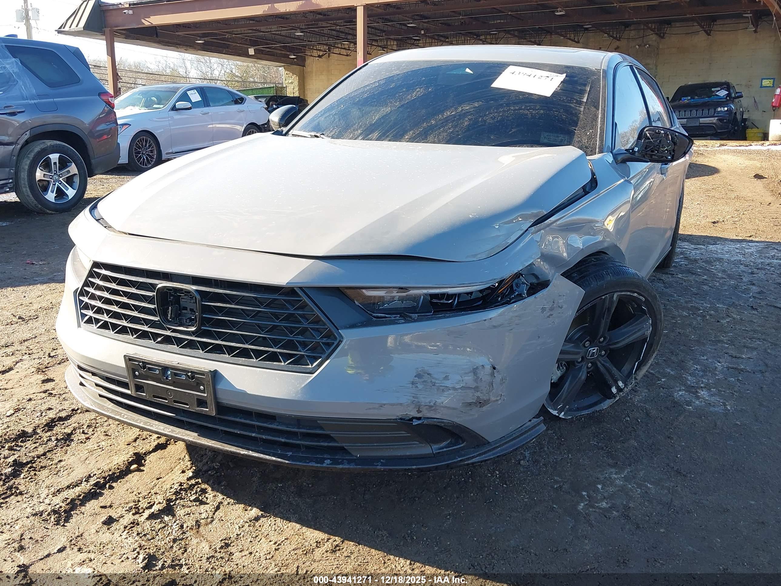 HONDA ACCORD image 6
