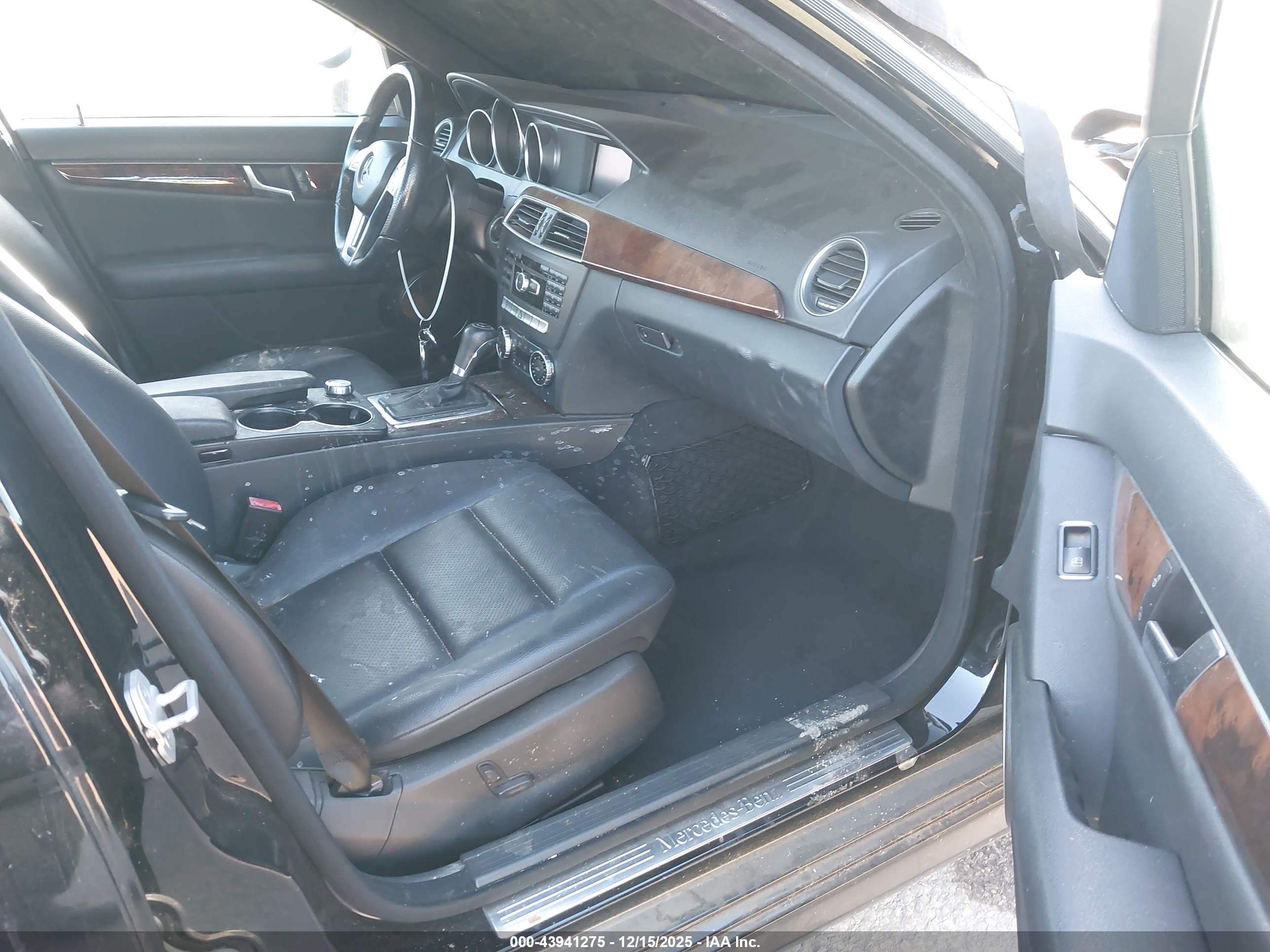 MERCEDES-BENZ C image 5